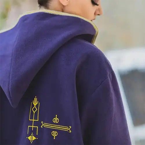 Manteaux femme, vestes femme, laine, coton, fait main, artisanal, berbère, Tunisie, traditionnel, moderne, chaud, élégant, hiver, automne, broderie, livraison Tunisie.