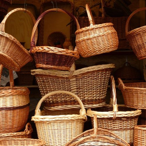 Paniers, panier, palmier, alfa, rotin, artisanat tunisien, fait main, rangement, décoration, corbeille, panier à linge, panier de rangement, bonbonnière,