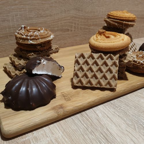 confiserie tunisienne, confiserie, Cookies à la tunisienne, Douceurs tunisiennes, Spécialités gourmandes de Tunisie, Recettes traditionnelles tunisiennes, Biscuits faits maison à la tunisienne