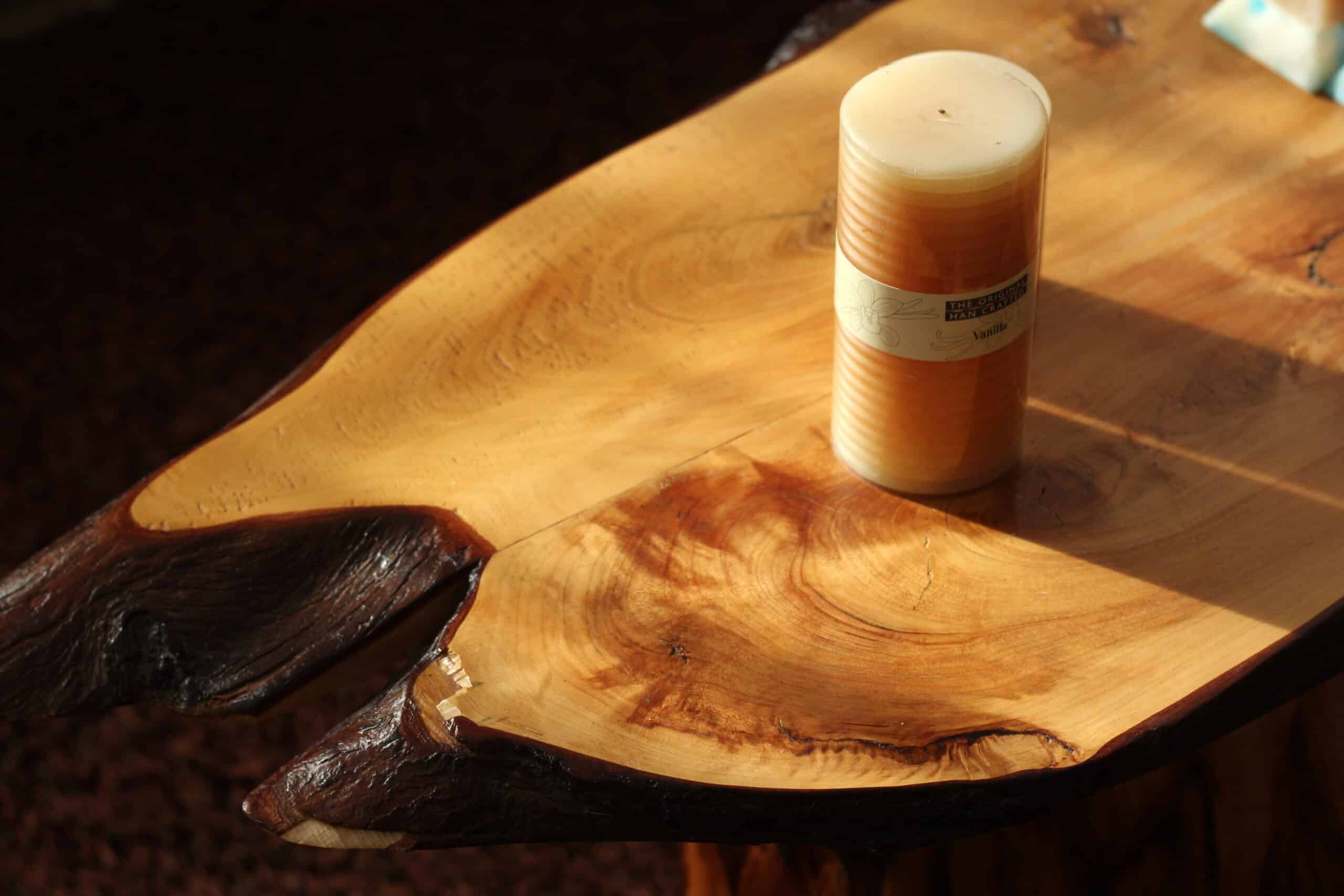 Table basse bois mobile en pin, élégance rustique garantie