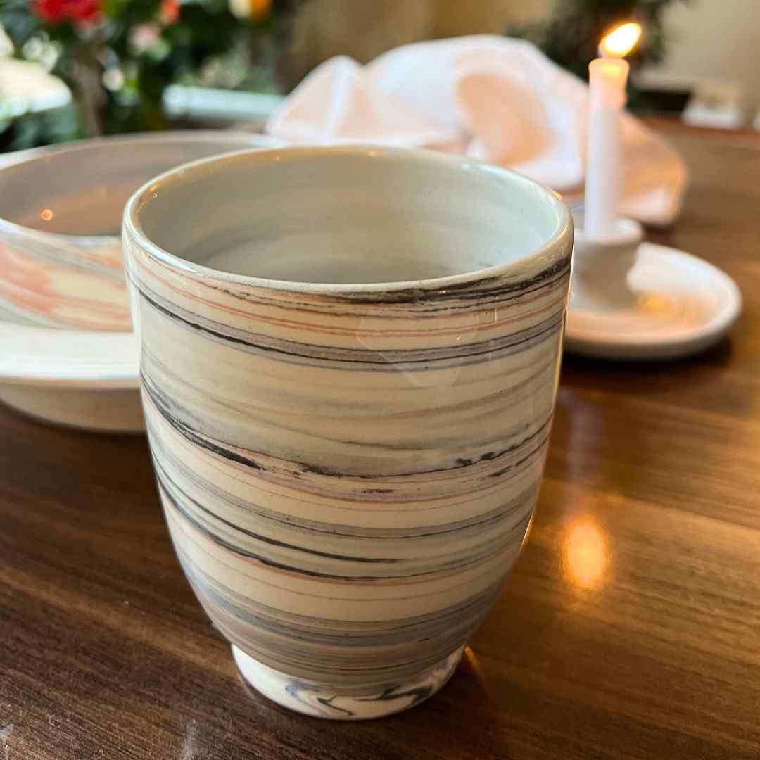 Large Size Mug in Fine Color