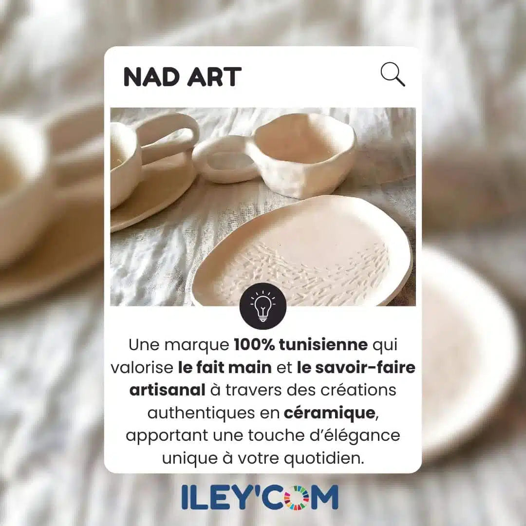 Tasse céramique artisanale avec motifs cœurs - Disponible en plusieurs couleurs (9 x 6 cm)