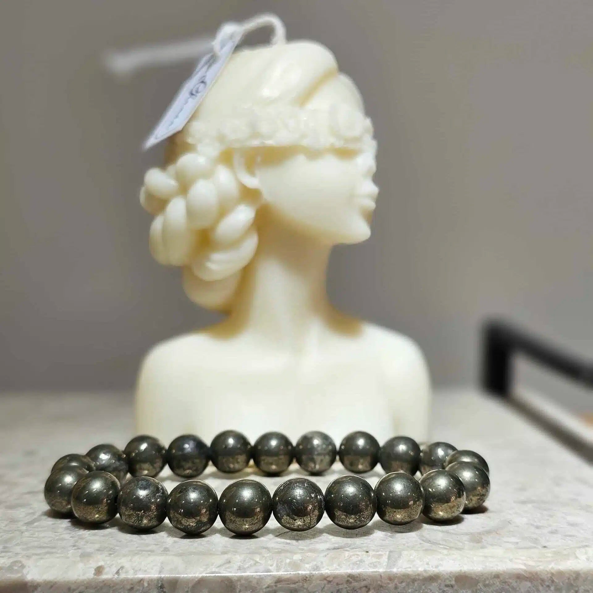 bracelet pyrite protection et abondance pour un bien-être élégant
