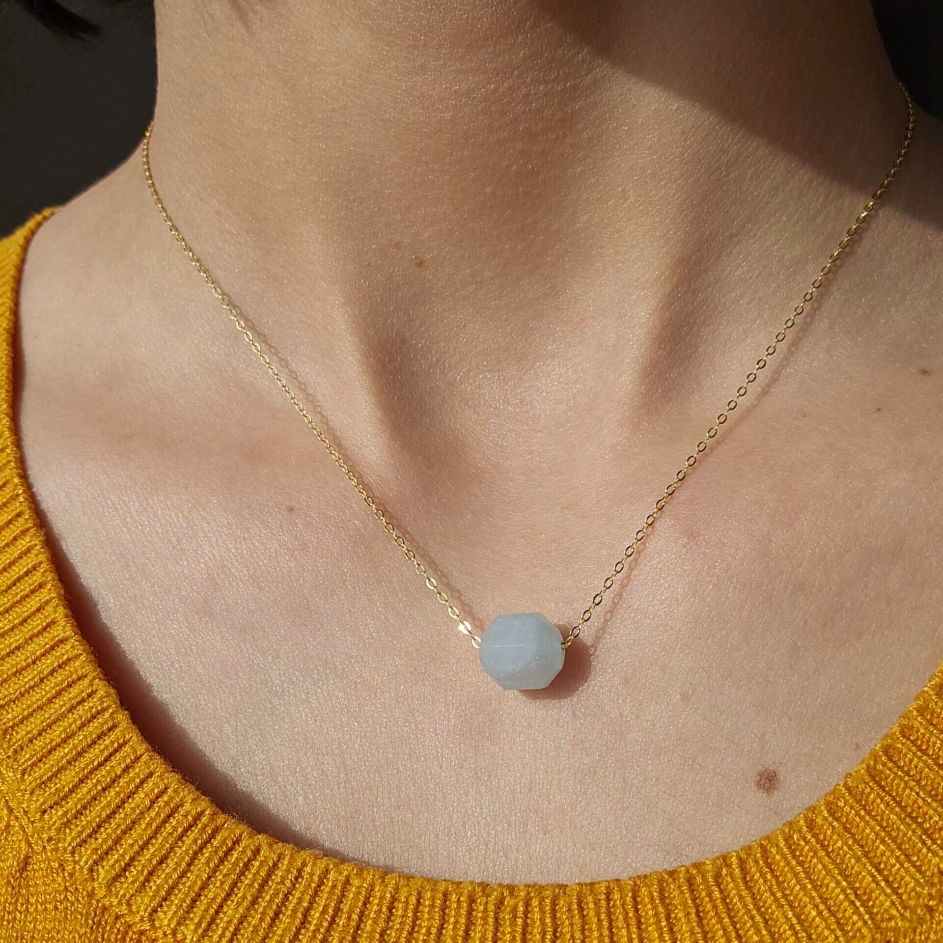 925 silver necklace plated with 18 karat gold and an aquamarine (45 cm)