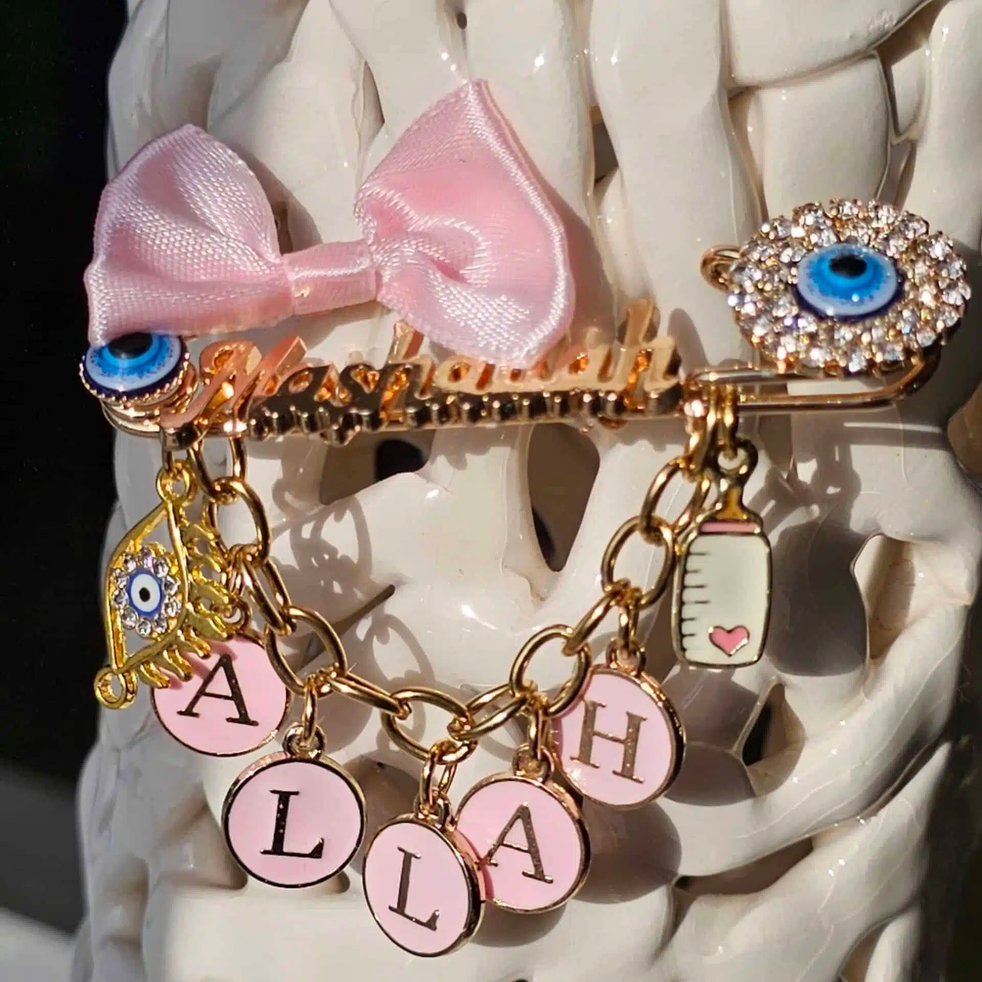 Broche Mashallah Bébé Fille Rose - Acier Inox et Zircon
