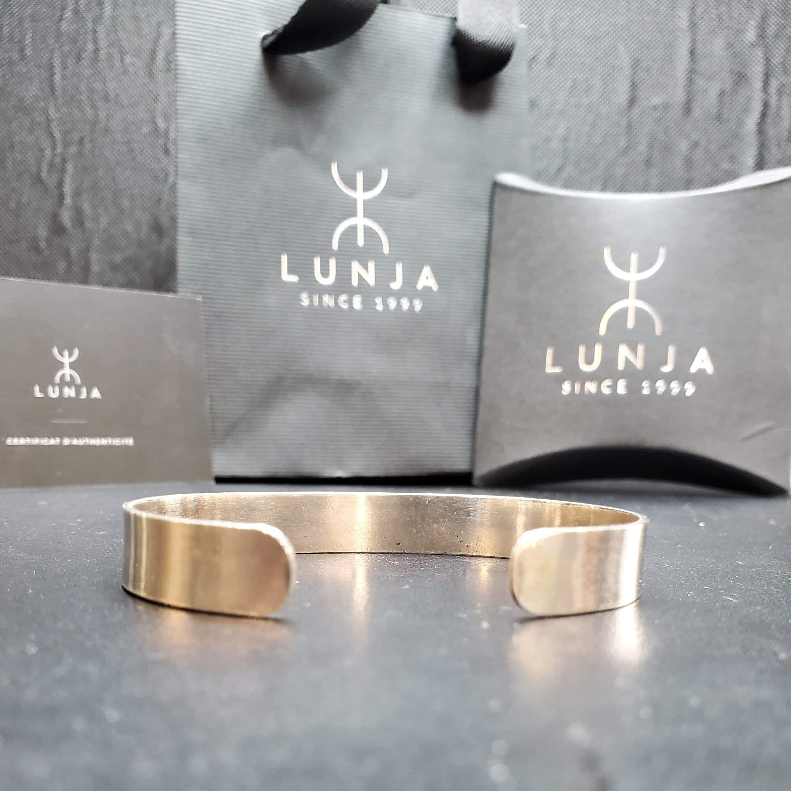 Bracelet argent Jonc avec une gravure berbère pour femme