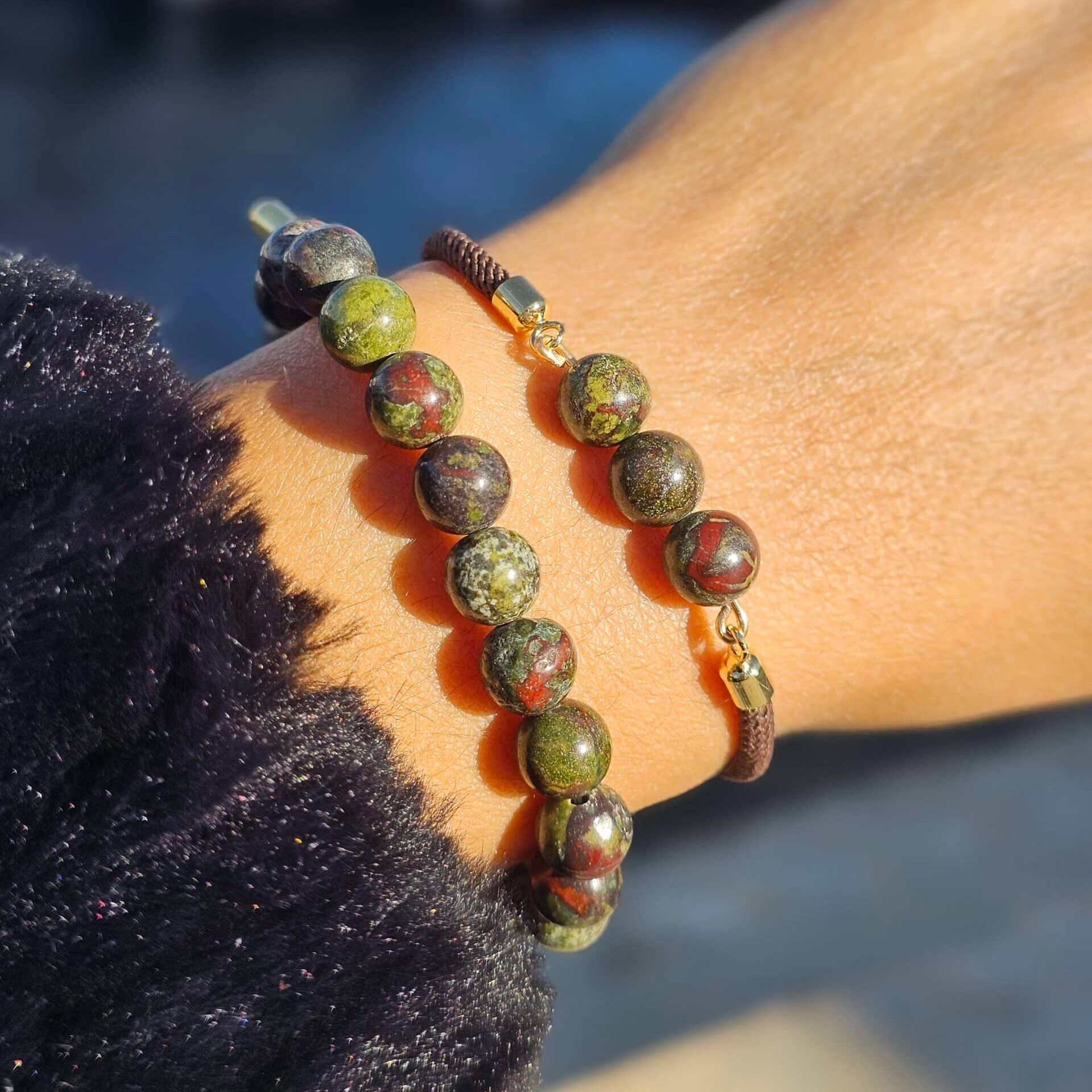 Lot de deux bracelets en Jaspe Sang de Dragon – Ajustables (17 à 19 cm)