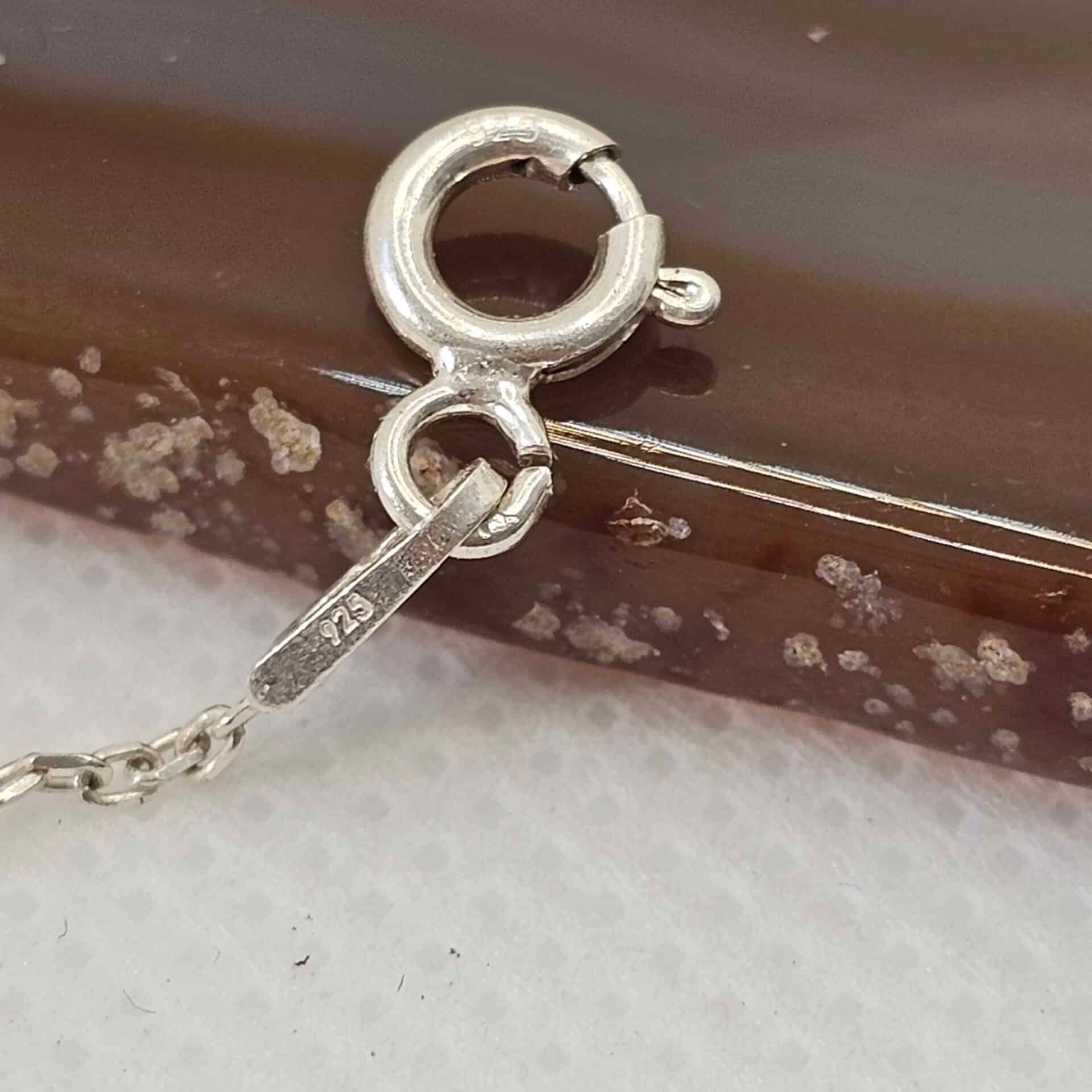 collier argent 925 améthyste brute bienfaits et élégance naturelle