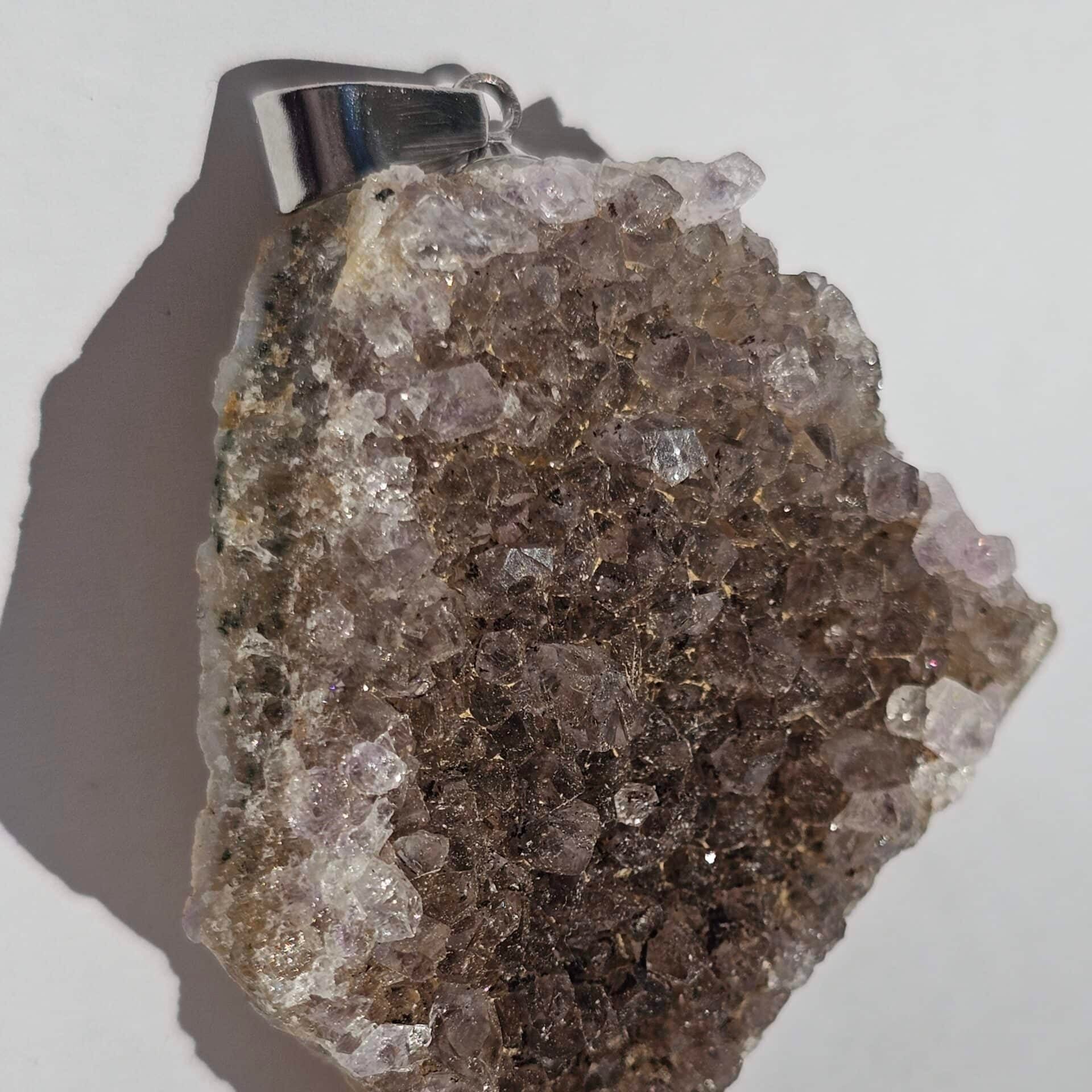 collier argent 925 améthyste brute bienfaits et élégance naturelle