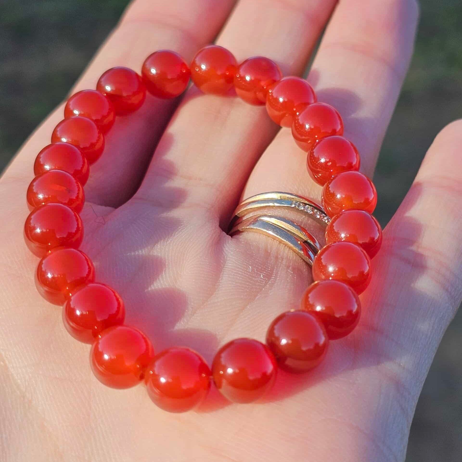 bracelet corneline rouge élégant et énergisant pour un style unique