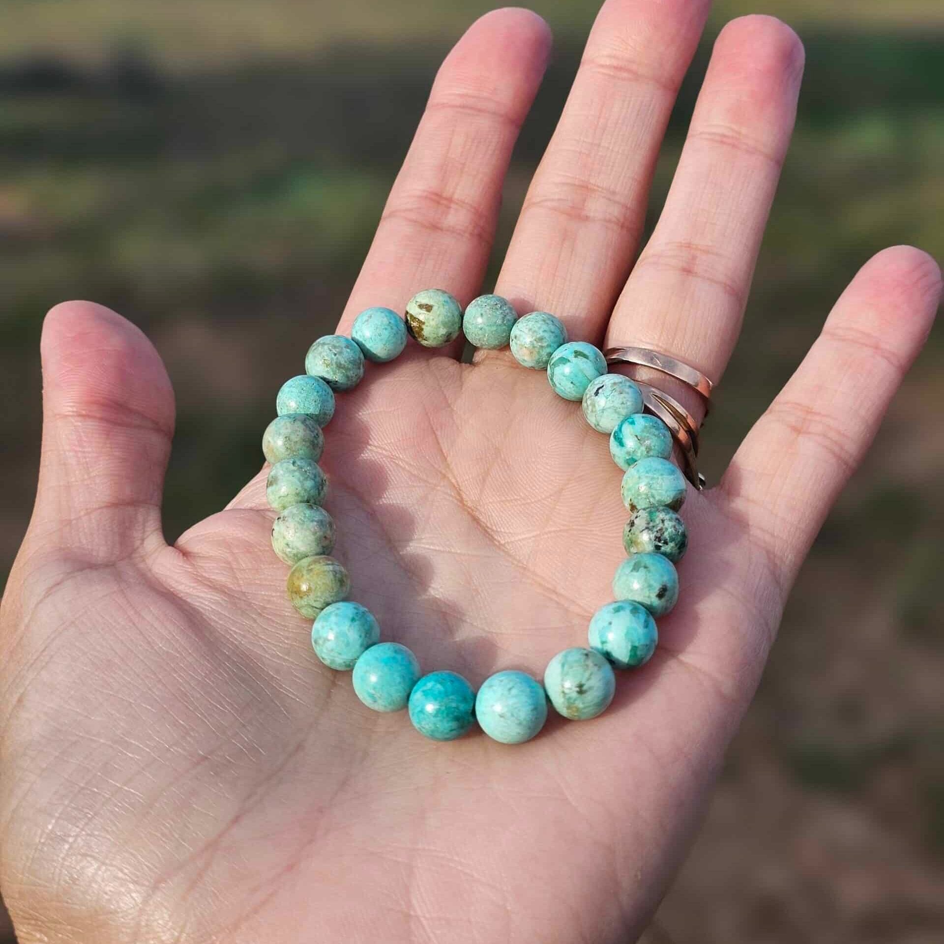 Bracelet élastique en Turquoise du Pérou rare – 18 à 20 cm