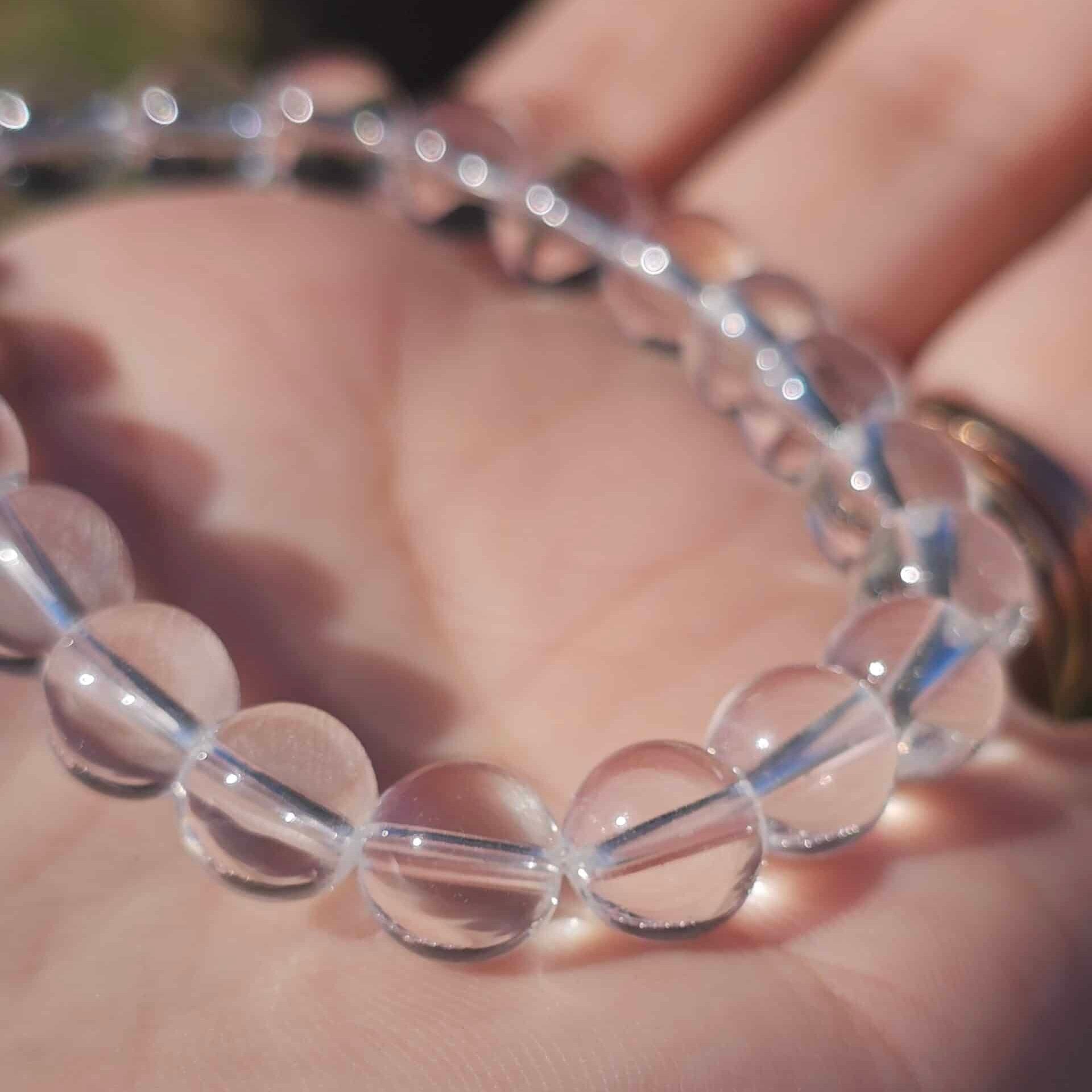 Bracelet élastique en Clear Quartz – Pierres naturelles 6 mm – Ajustable (17 à 19 cm)