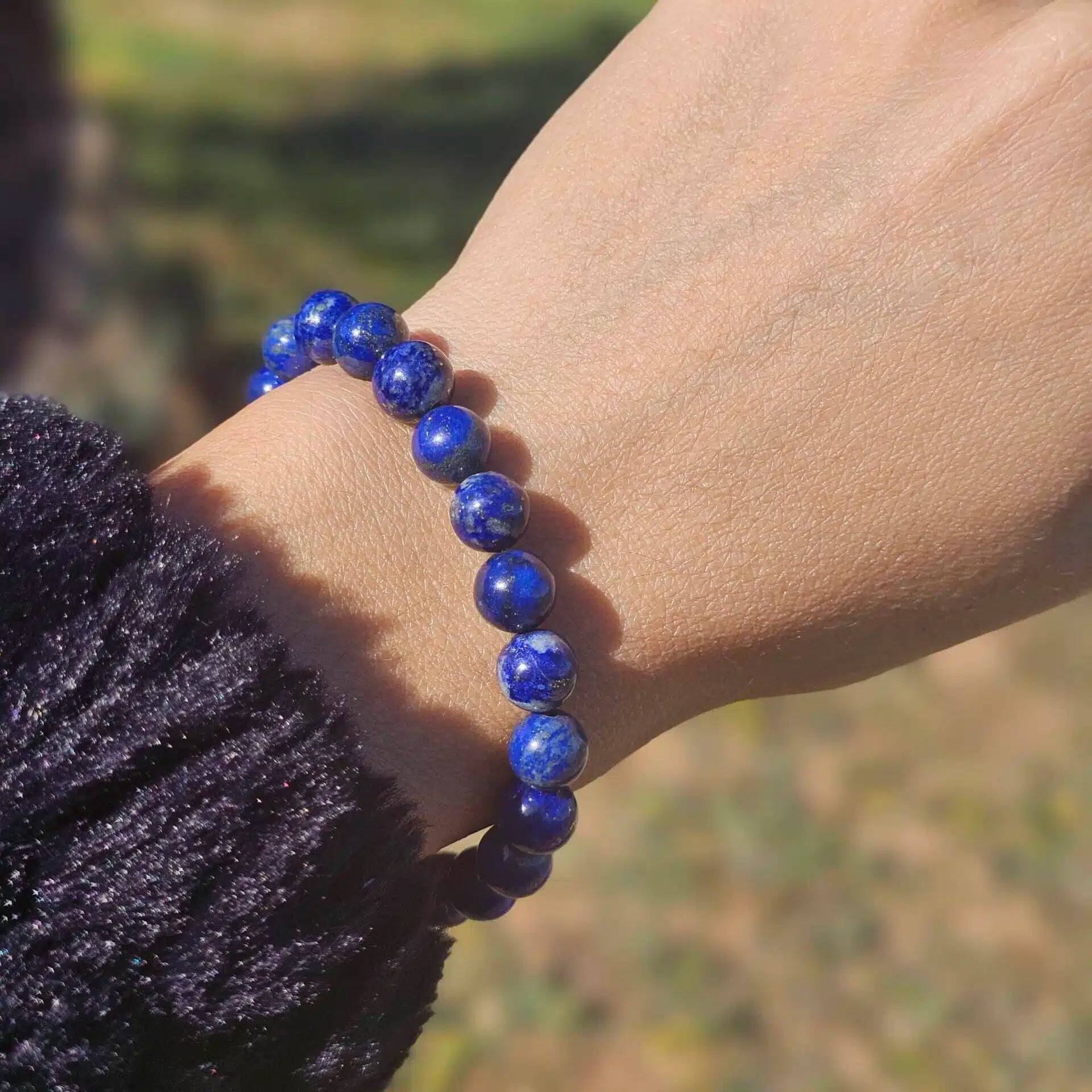 Bracelet élastique en Lapis Lazuli – Boules de 6 mm – Ajustable (19 à 21 cm)