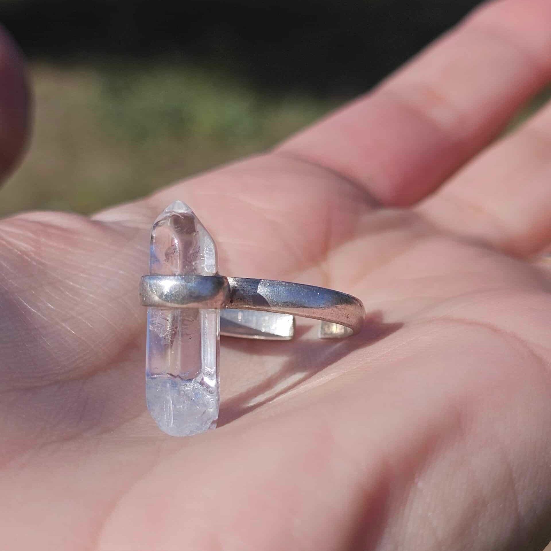 Clear Quartz Ring in 925 Silver Adjustable – Amplifies Energies and Intuition