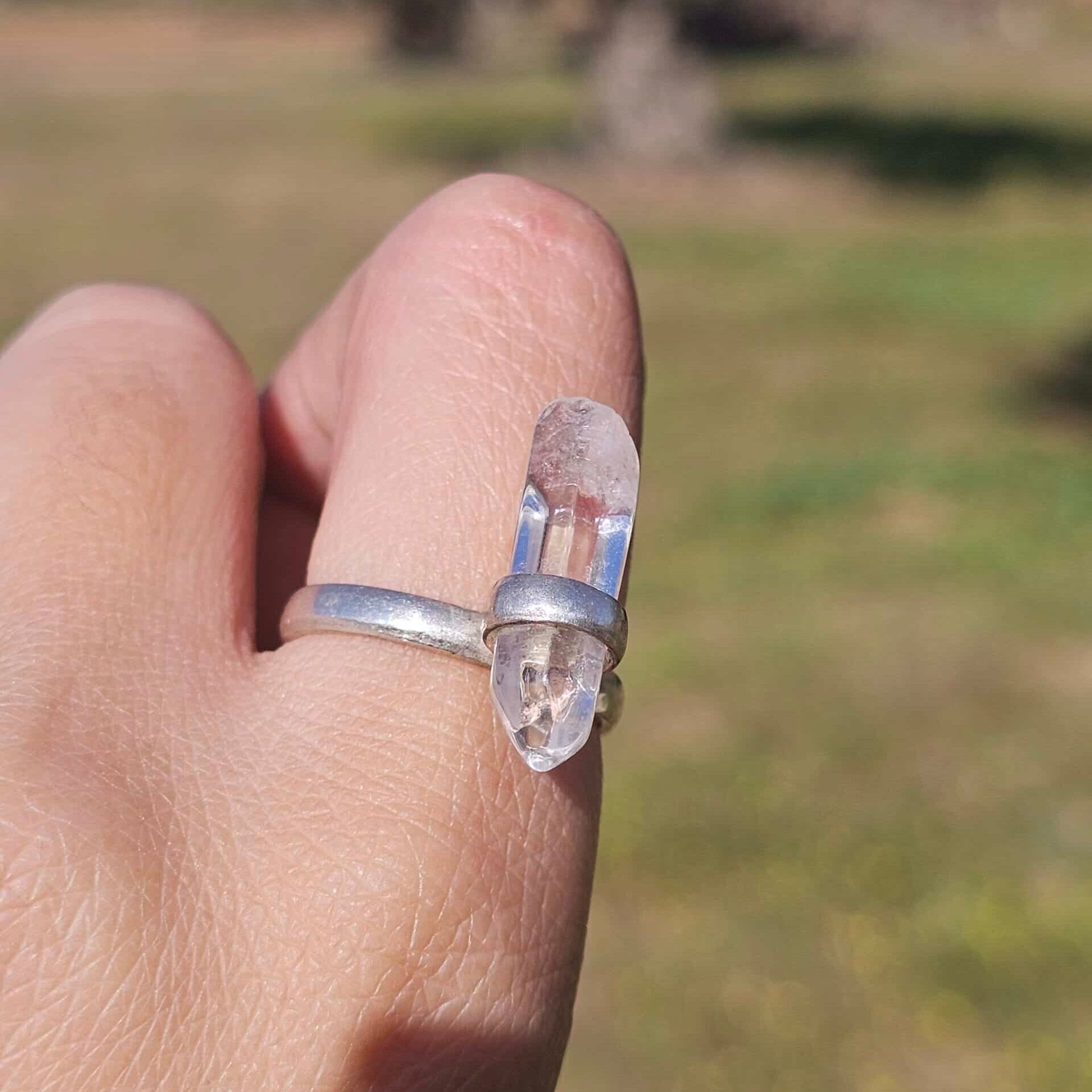 Clear Quartz Ring in 925 Silver Adjustable – Amplifies Energies and Intuition