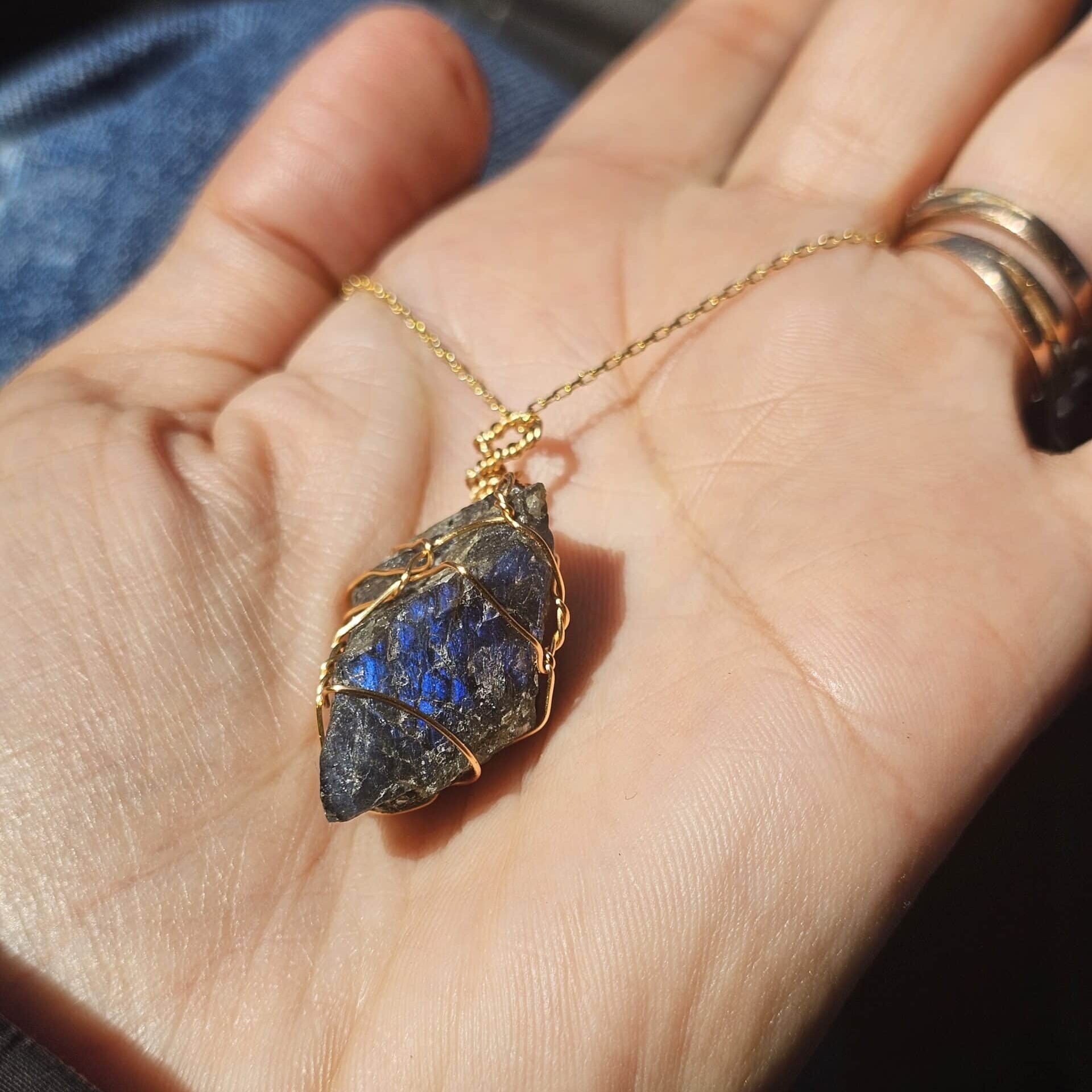 Collier Labradorite brute en argent 925 plaqué en or 18 Karats (45cm)