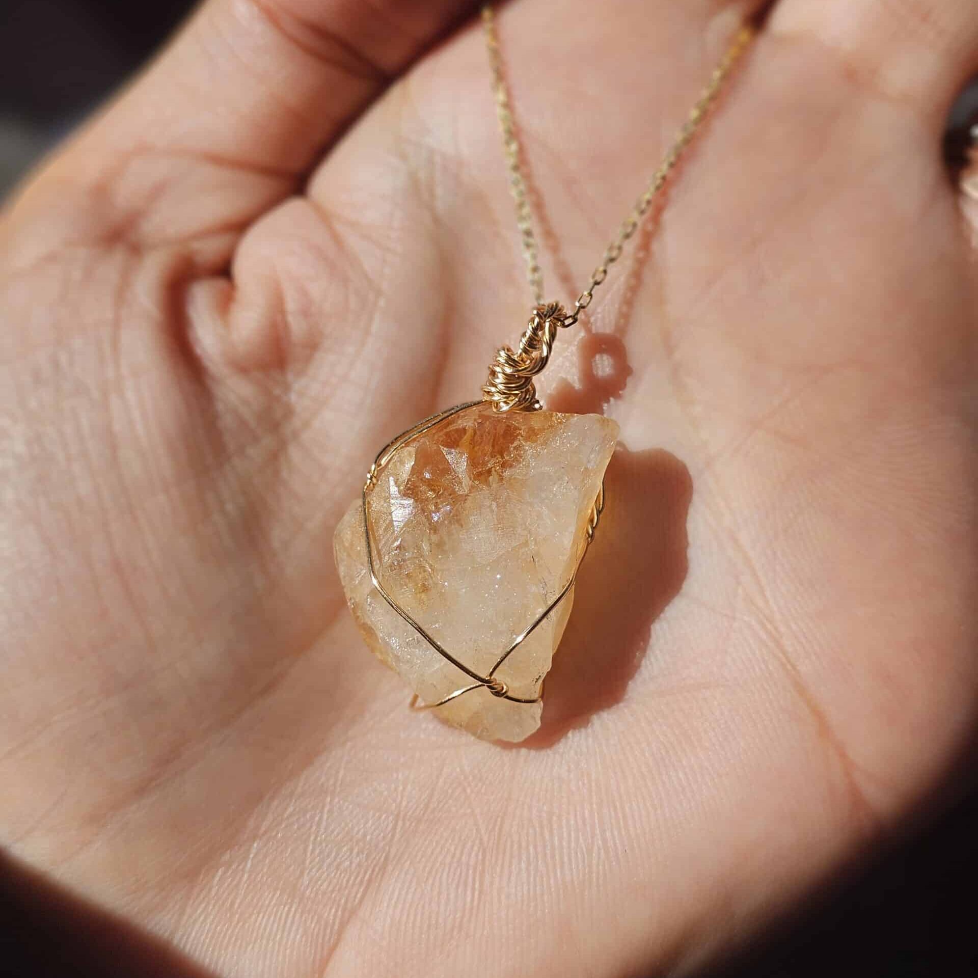 Collier en argent 925 plaqué or 18 carats avec pendentif Citrine brute (11 g)