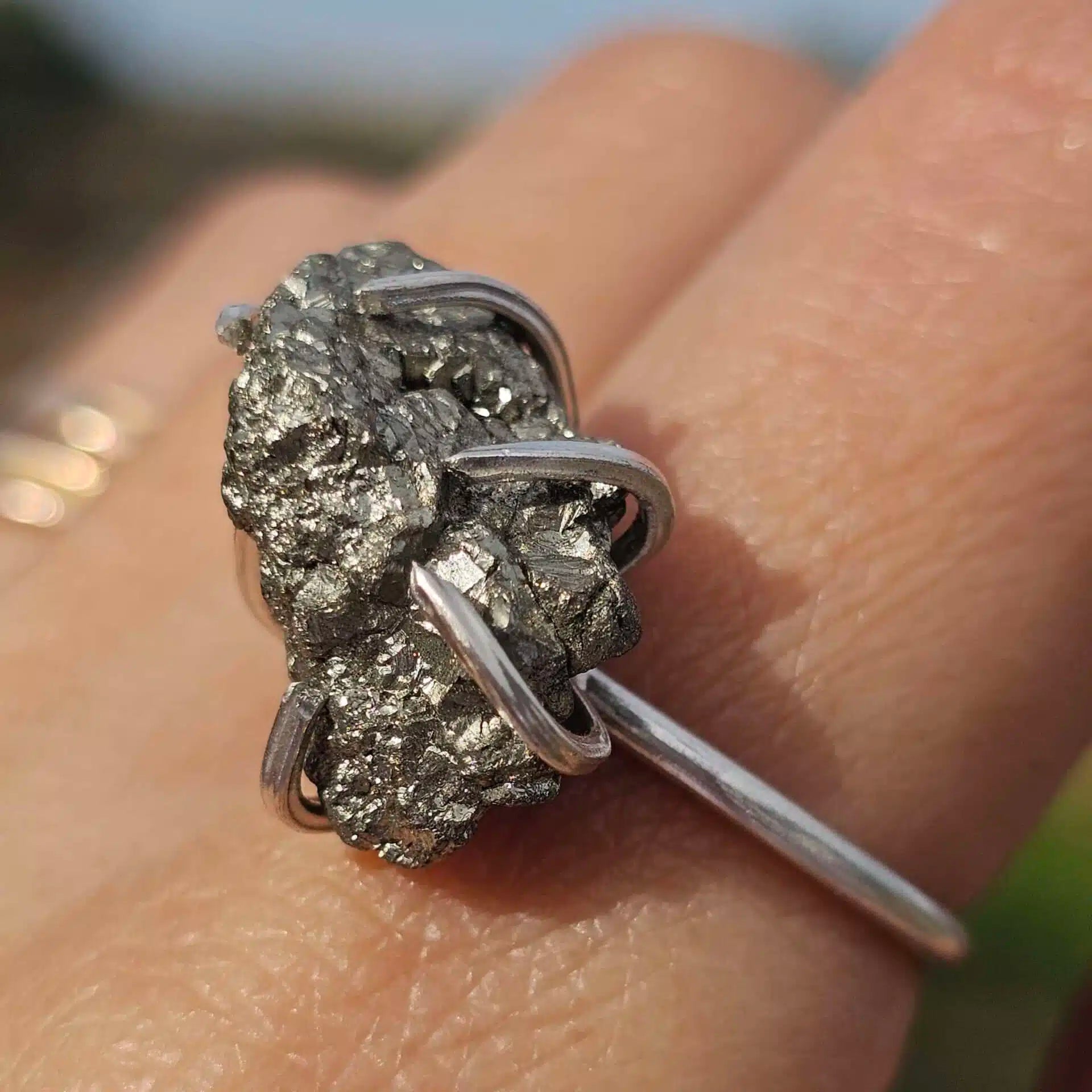 bague argent ajustable unique avec pyrite brute pour un style inégalé