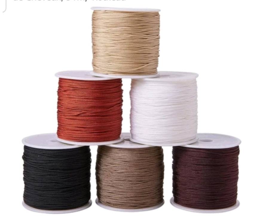 Bracelet fait main en micromacramé avec pierre œil de tigre chic