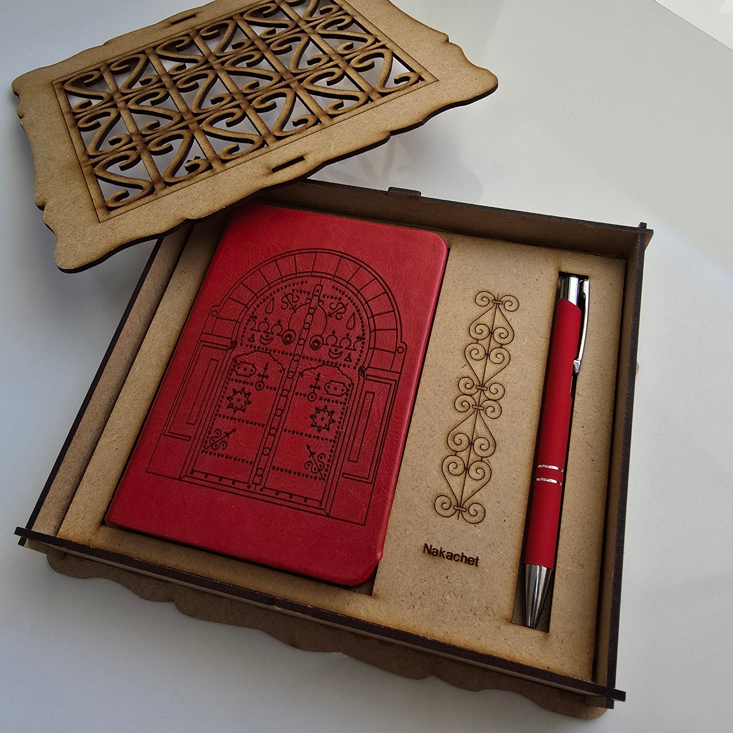 Coffret cadeau élégant en simili cuir rouge avec stylo assorti