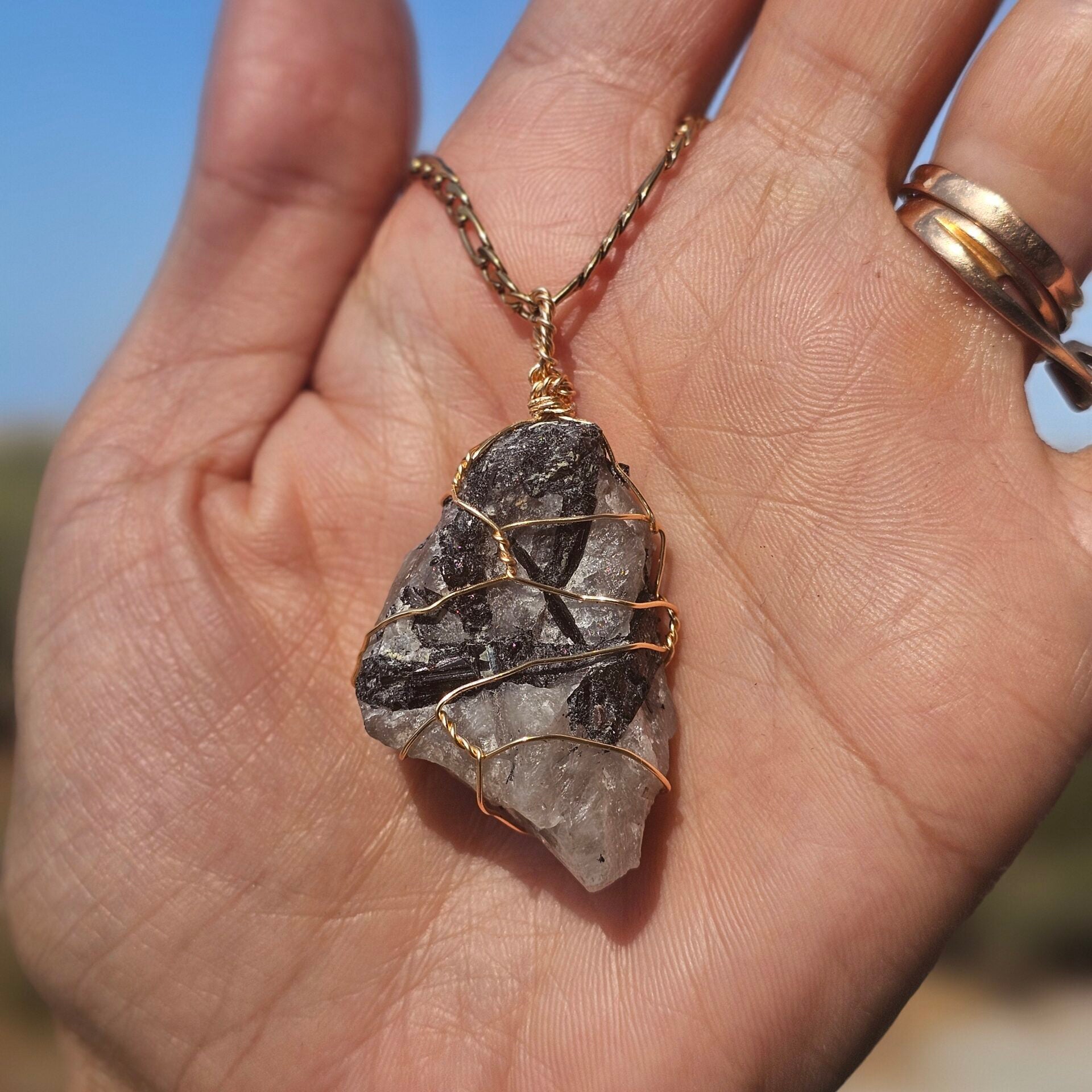 Collier Quartz Rutile Noir - Élégance Naturelle Protection