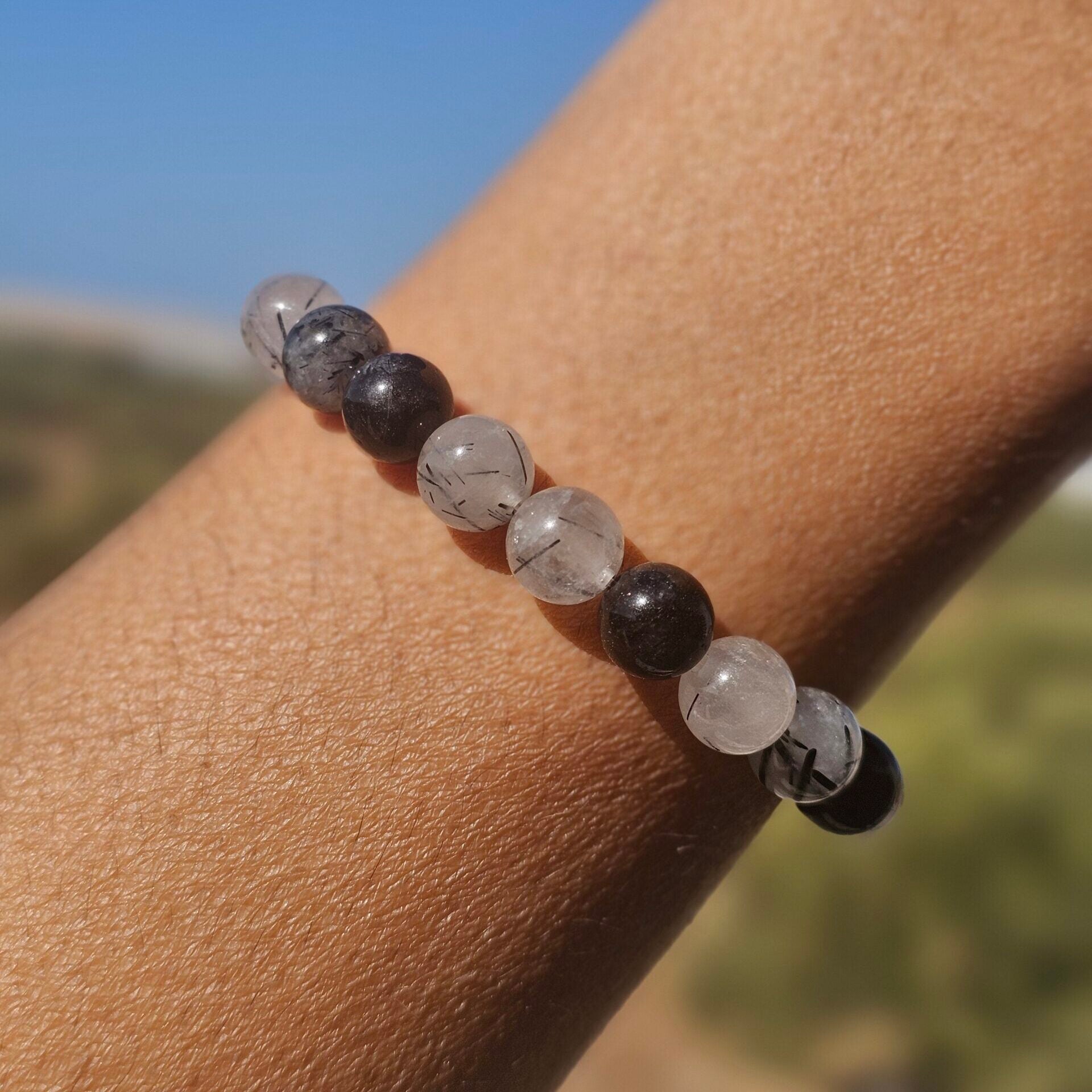 Bracelet Élégant en Quartz Rutile Noir - Protection et Harmonie Naturelle