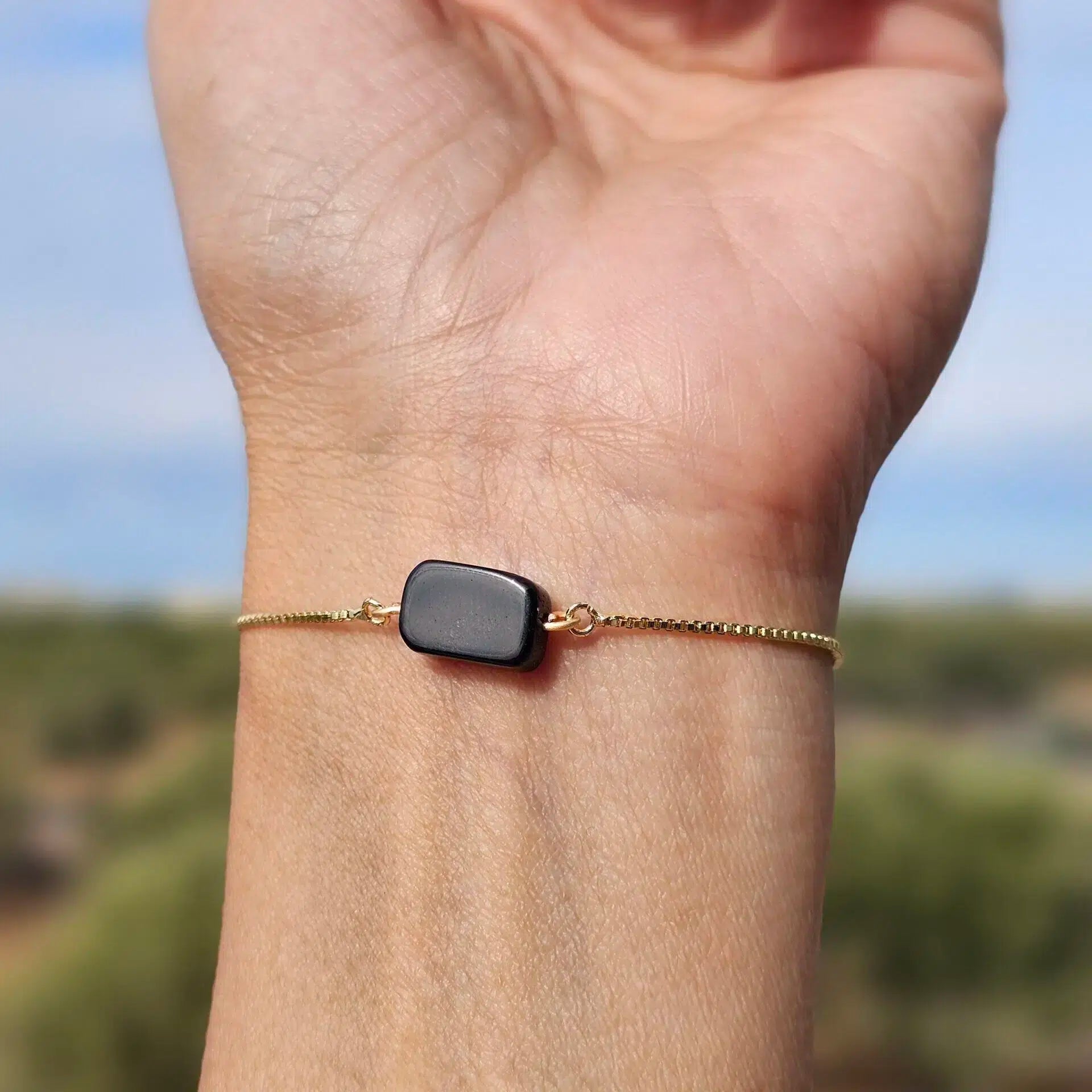 Bracelet Doré Obsidienne Noire - Charme et Protection