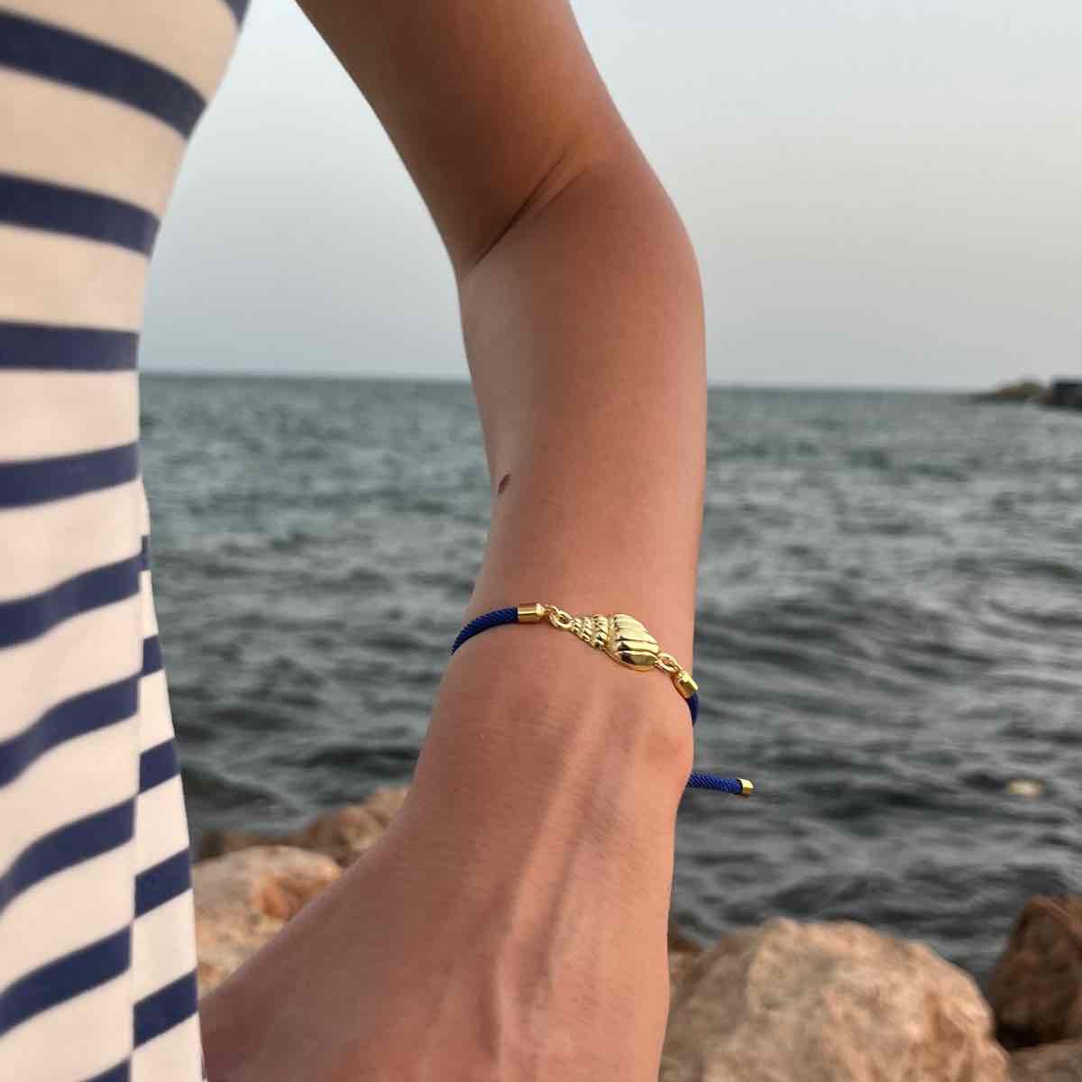 Bracelet bleu ajustable cocuages pour un style unique et élégant