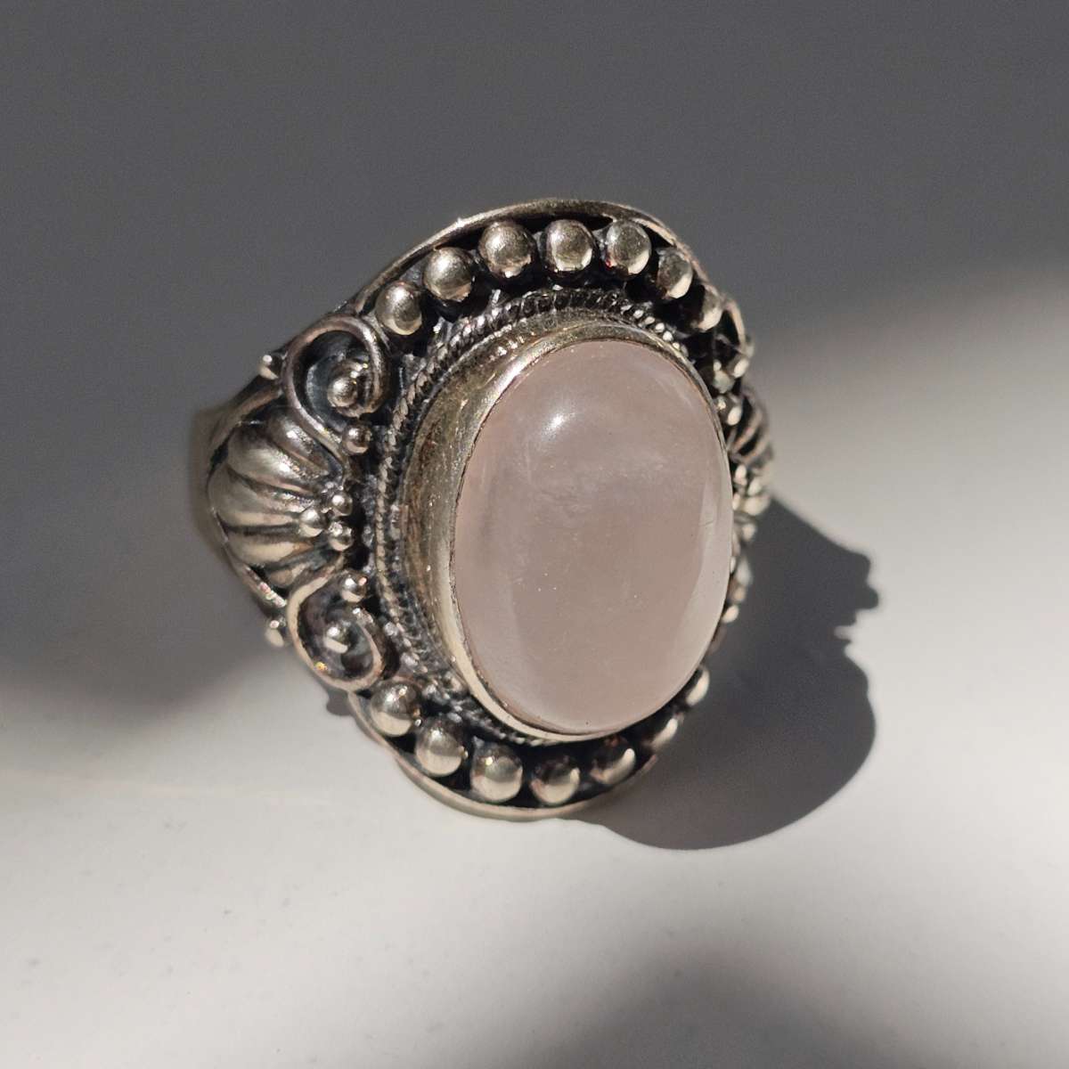 Bague rose quartz en argent 925 élégance et douceur irrésistible