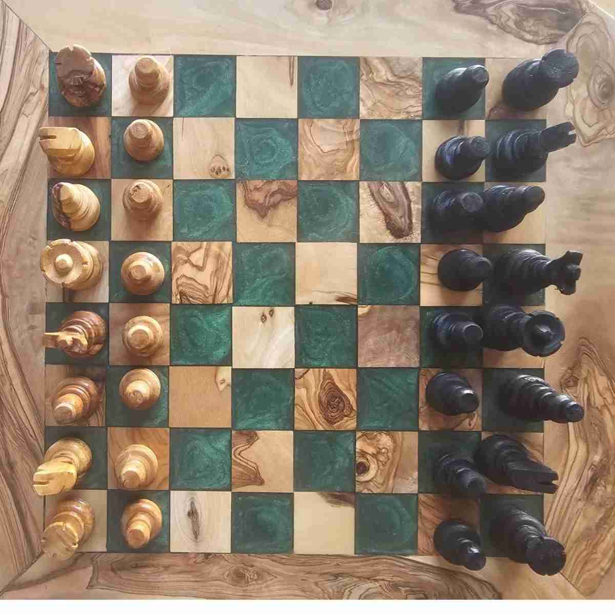Jeu d'échecs vert exclusif pour des parties captivantes