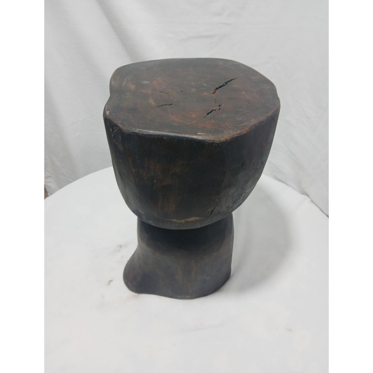 Tabouret africain design exclusif pour un intérieur élégant