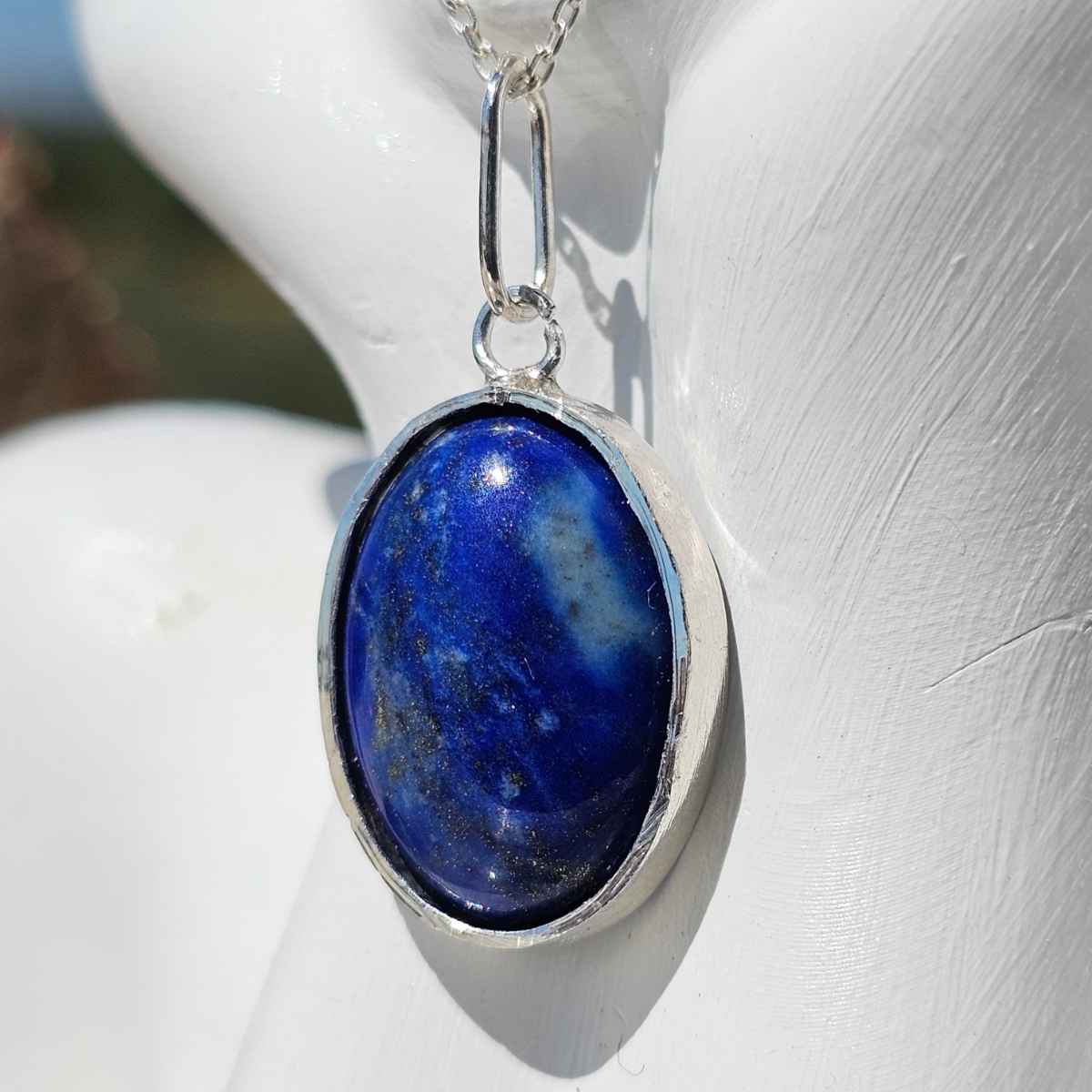 collier lapis lazuli en argent 925 pour une élégance unique