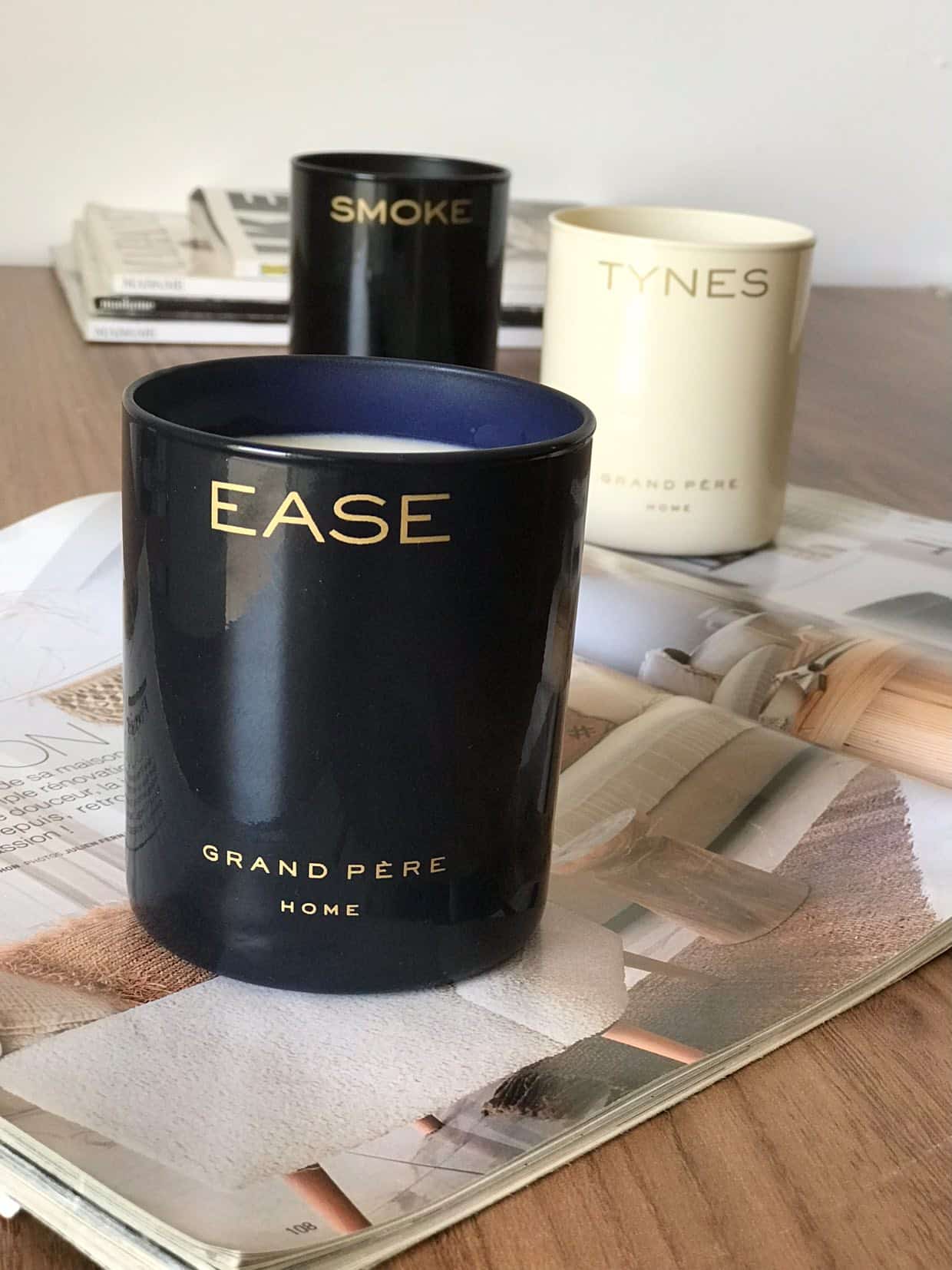 Relaxing scented candle made from natural soy wax – Parfums de Grasse "EASE"