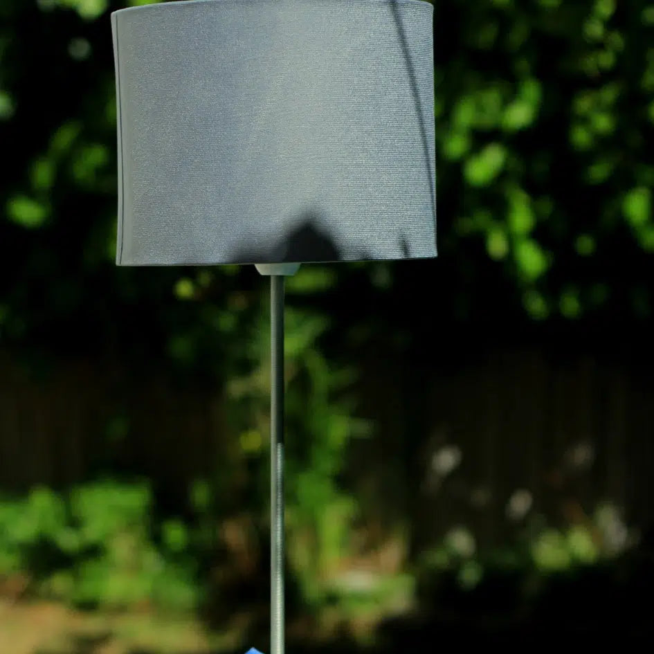 Lampe livres design unique pour un bureau élégant et chaleureux