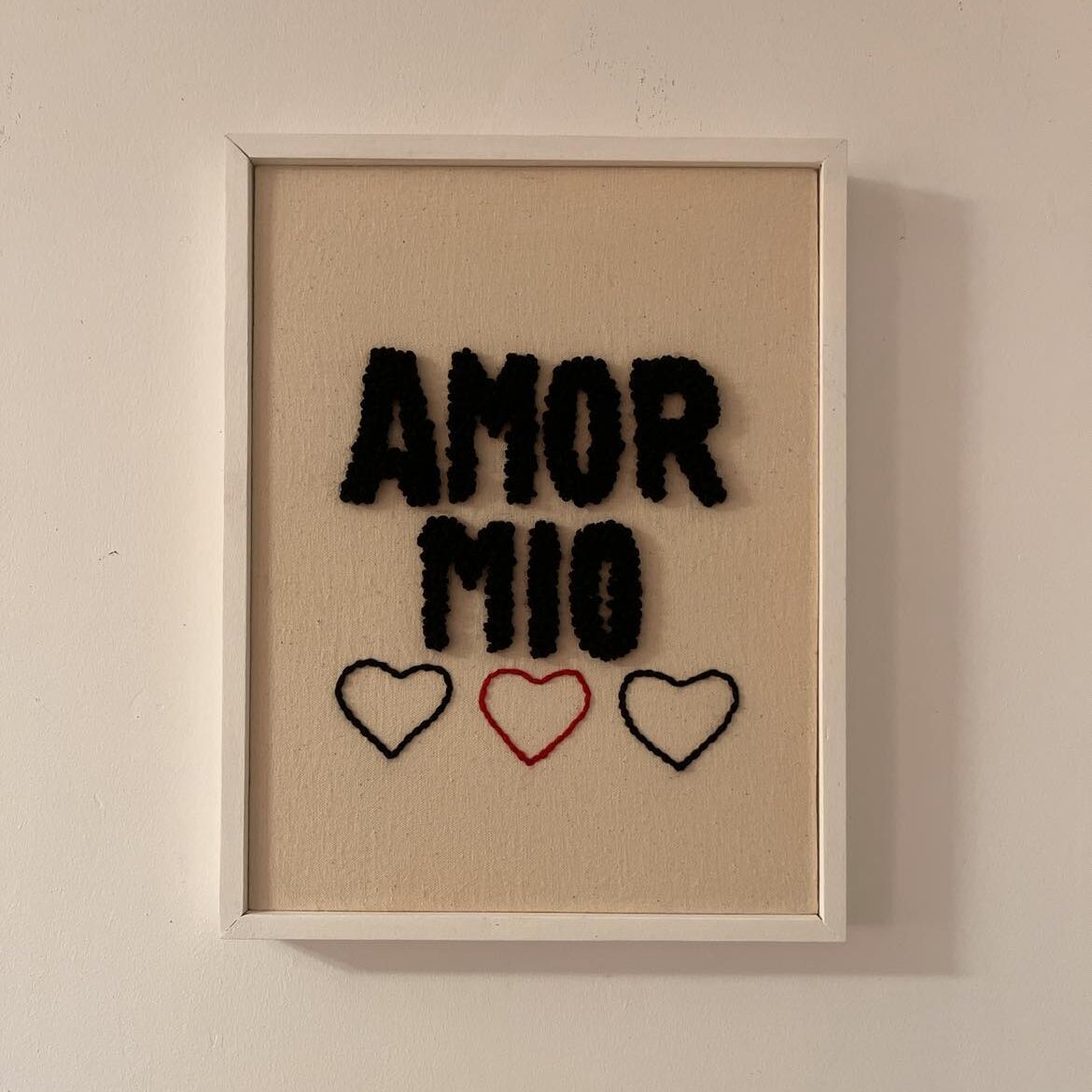 Tableau Amor mio brodé a la main