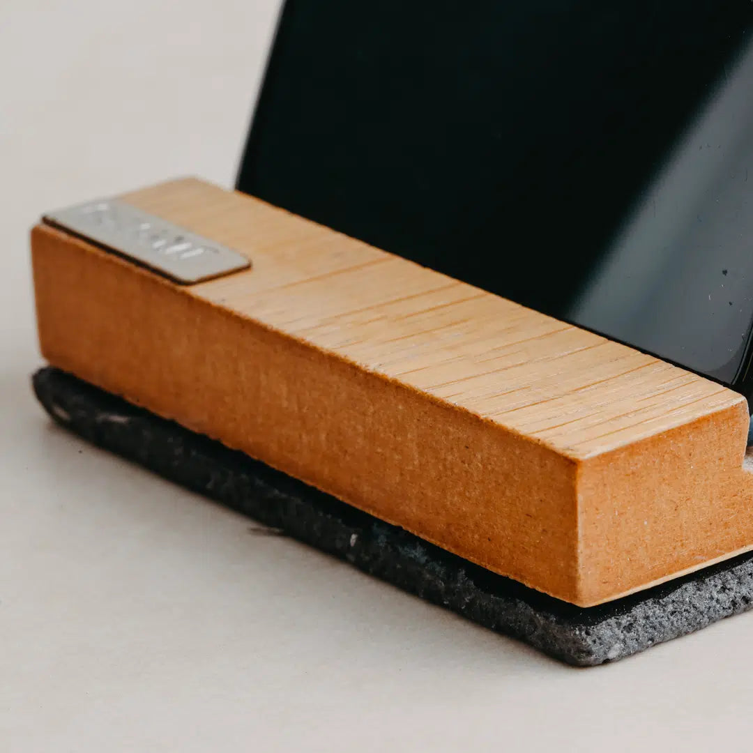 Support téléphone en béton et bois (Gris charbon, Gris béton ou Blanc)