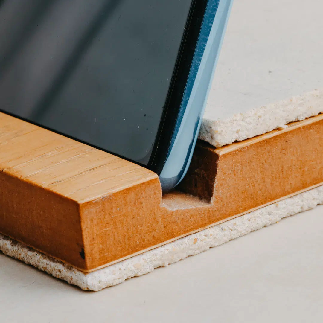 Support téléphone en béton et bois (Gris charbon, Gris béton ou Blanc)
