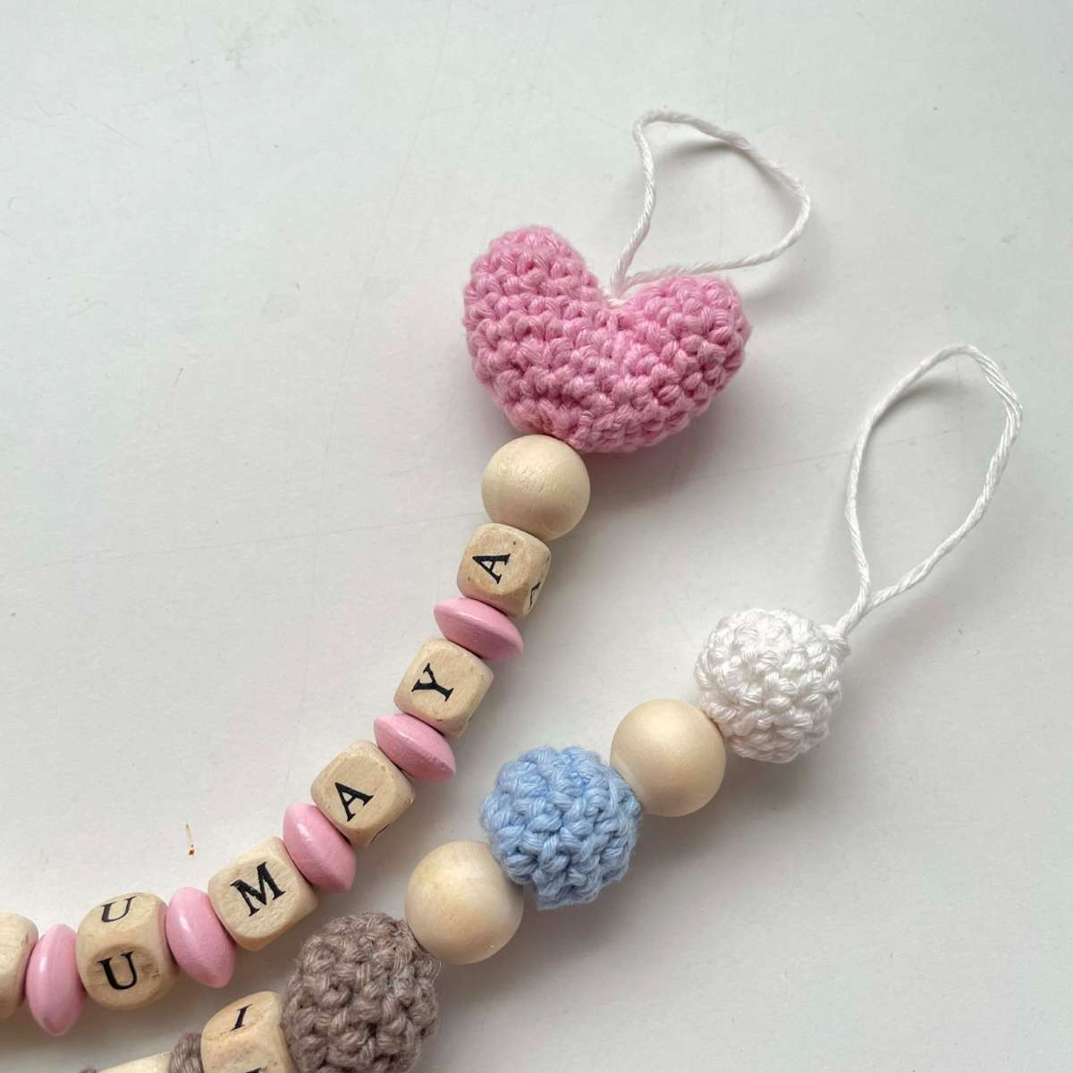 attache sucette personnalisée qualité premium pour bébé unique