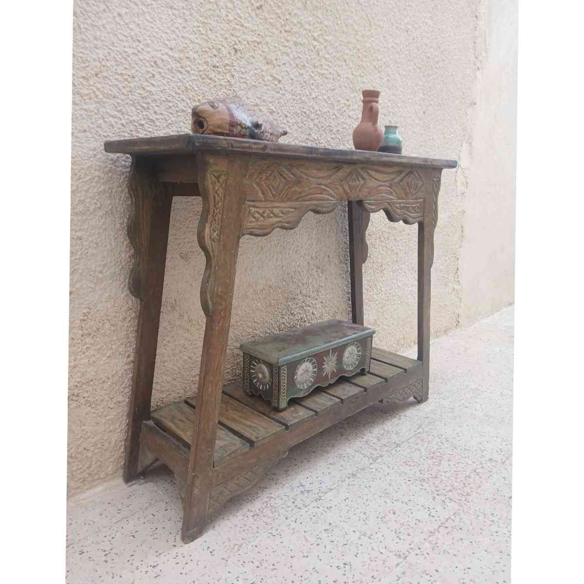 Console bois élégante pour un intérieur raffiné et chaleureux