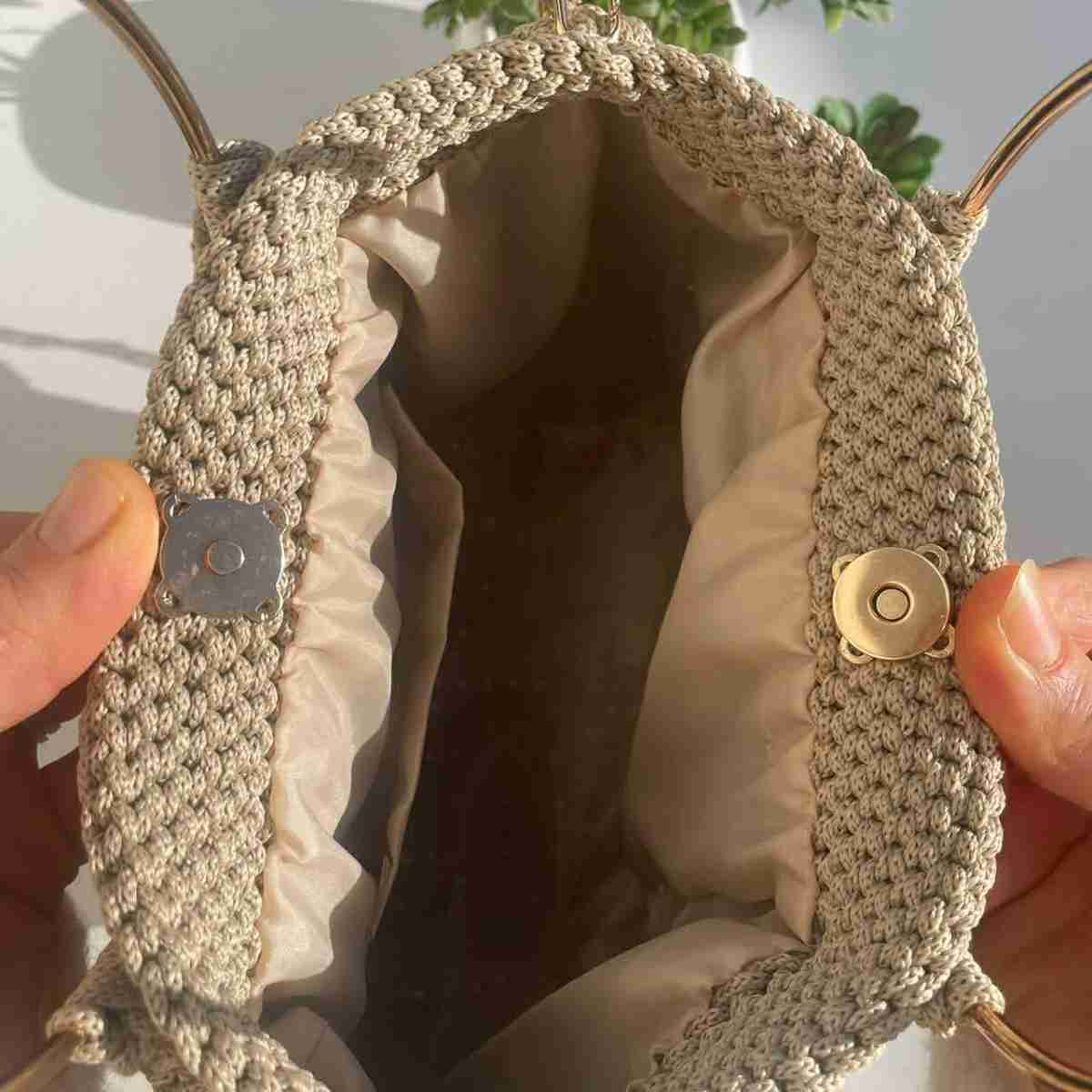 sac à main crochet fait main en beige exclusif et chic