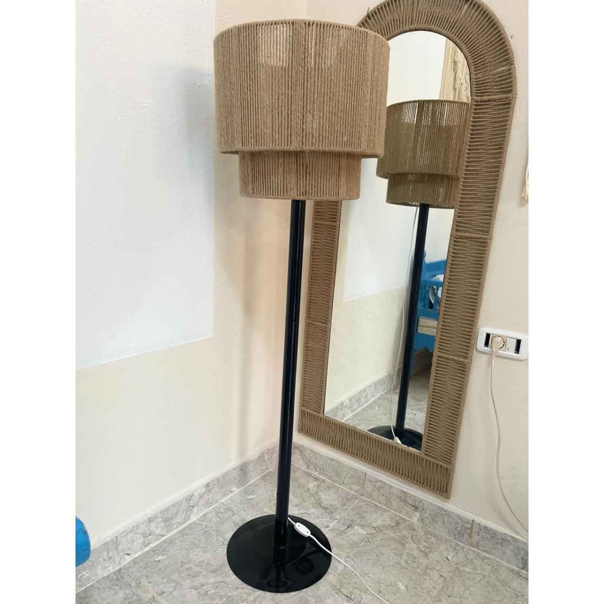 Lampe rustique élégante pour un intérieur chaleureux 155x40x40 cm