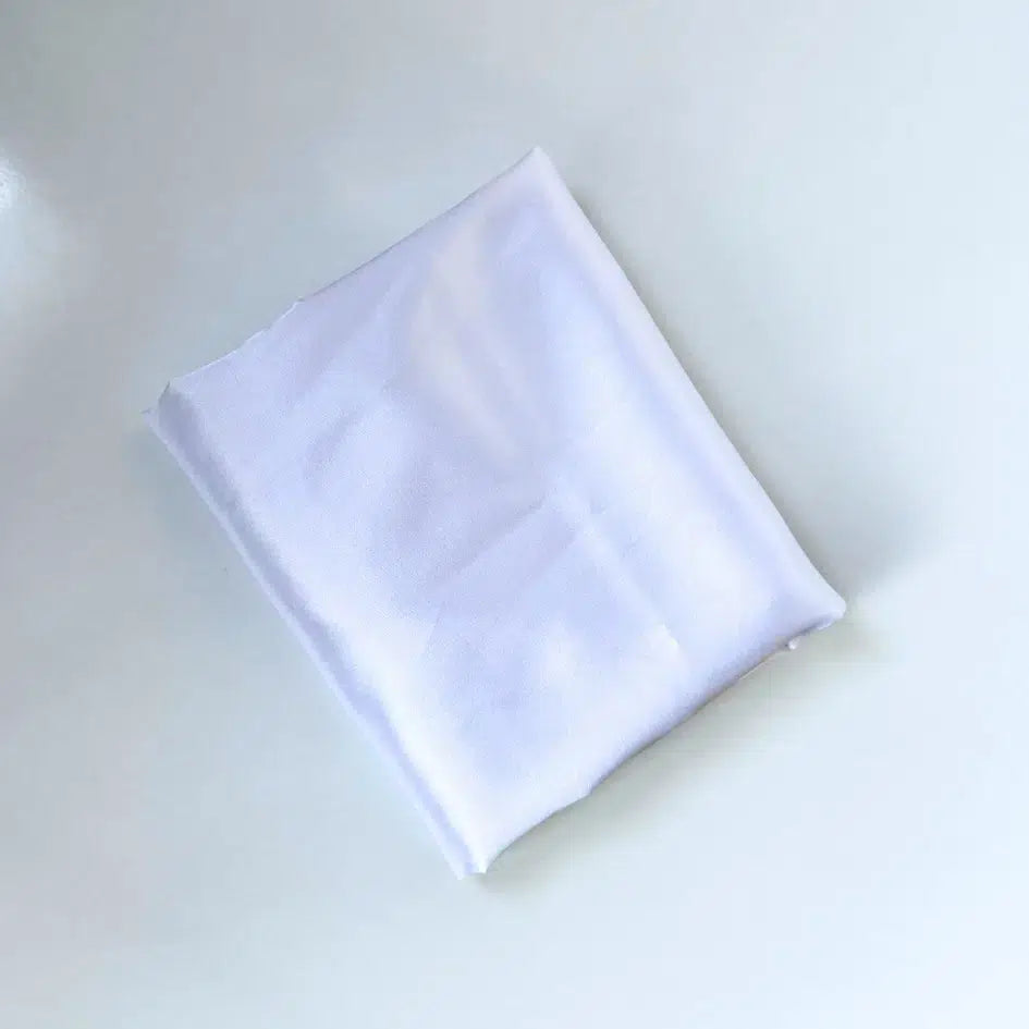 Taie d'oreiller Satin Blanc 65x50 cm - Élégance et Soin Cheveux & Peau