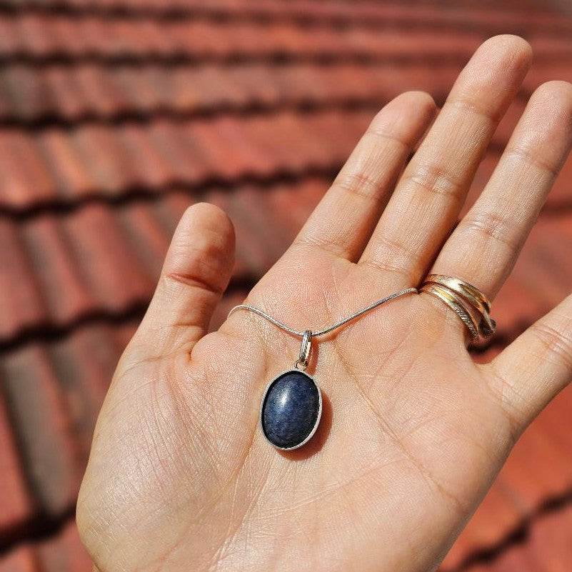 collier lapis lazuli en argent 925 pour une élégance unique