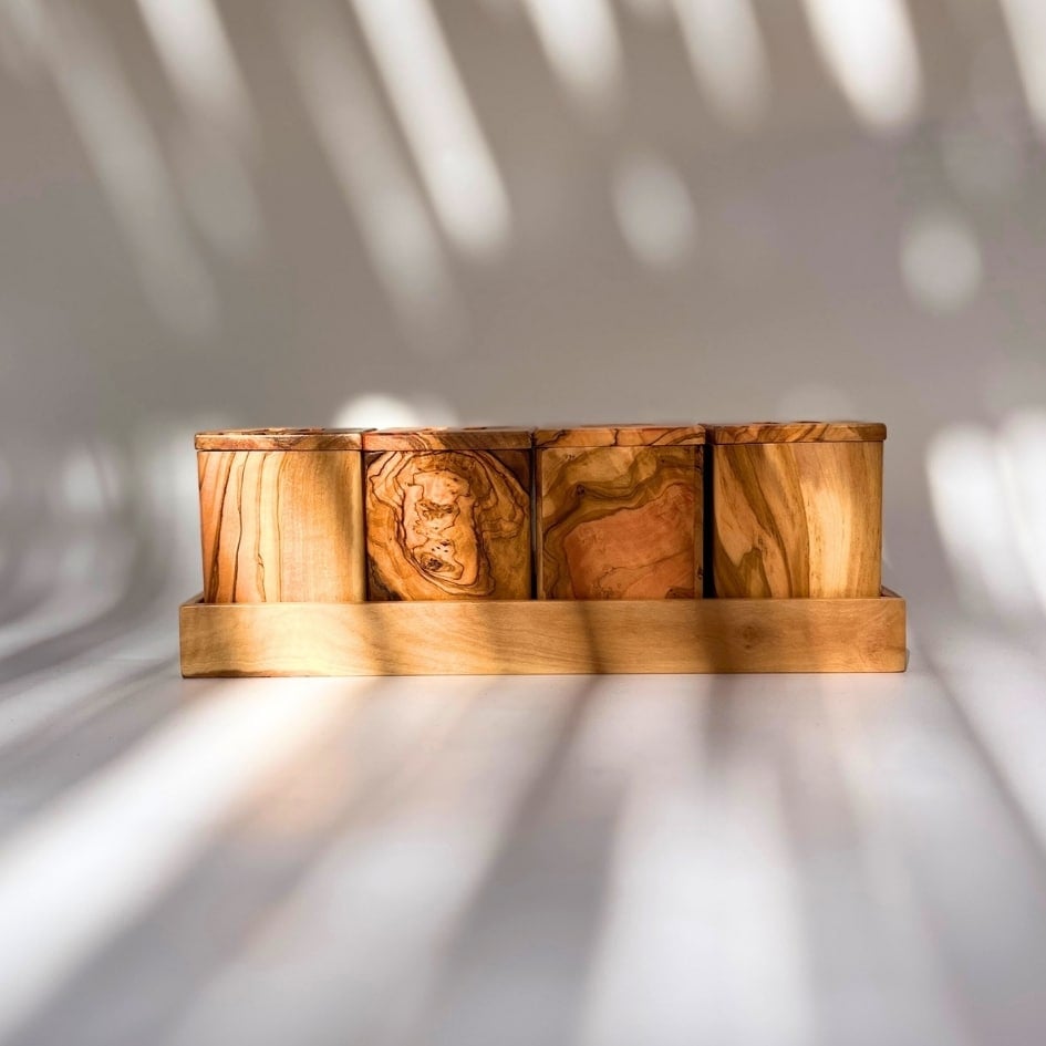 برطمانات توابل من خشب الزيتون - 3 أحجام مختلفة