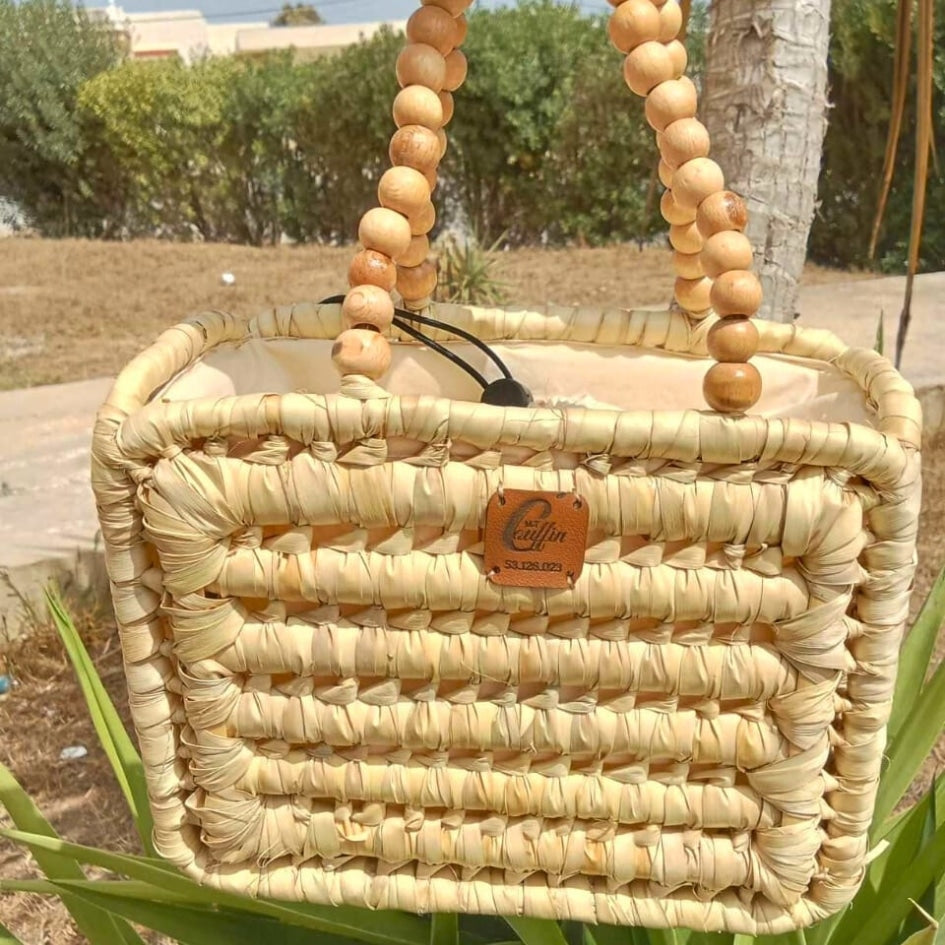 Straw handbag
