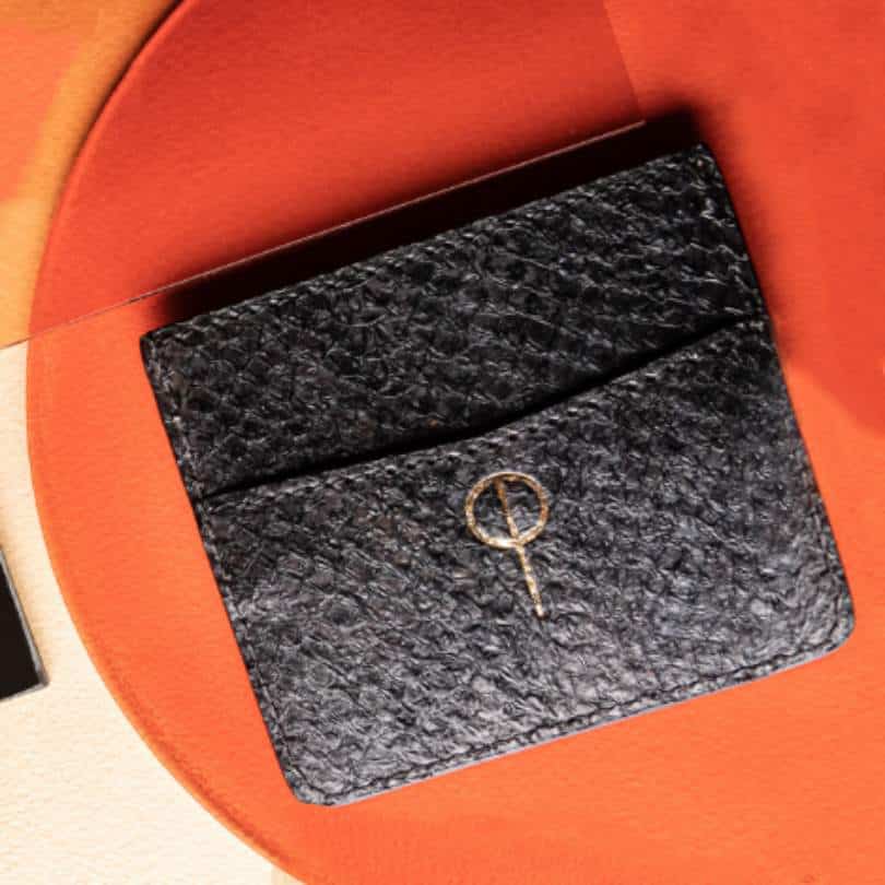 Porte-cartes en cuir de peau de saumon "Nigreos Cardholder"