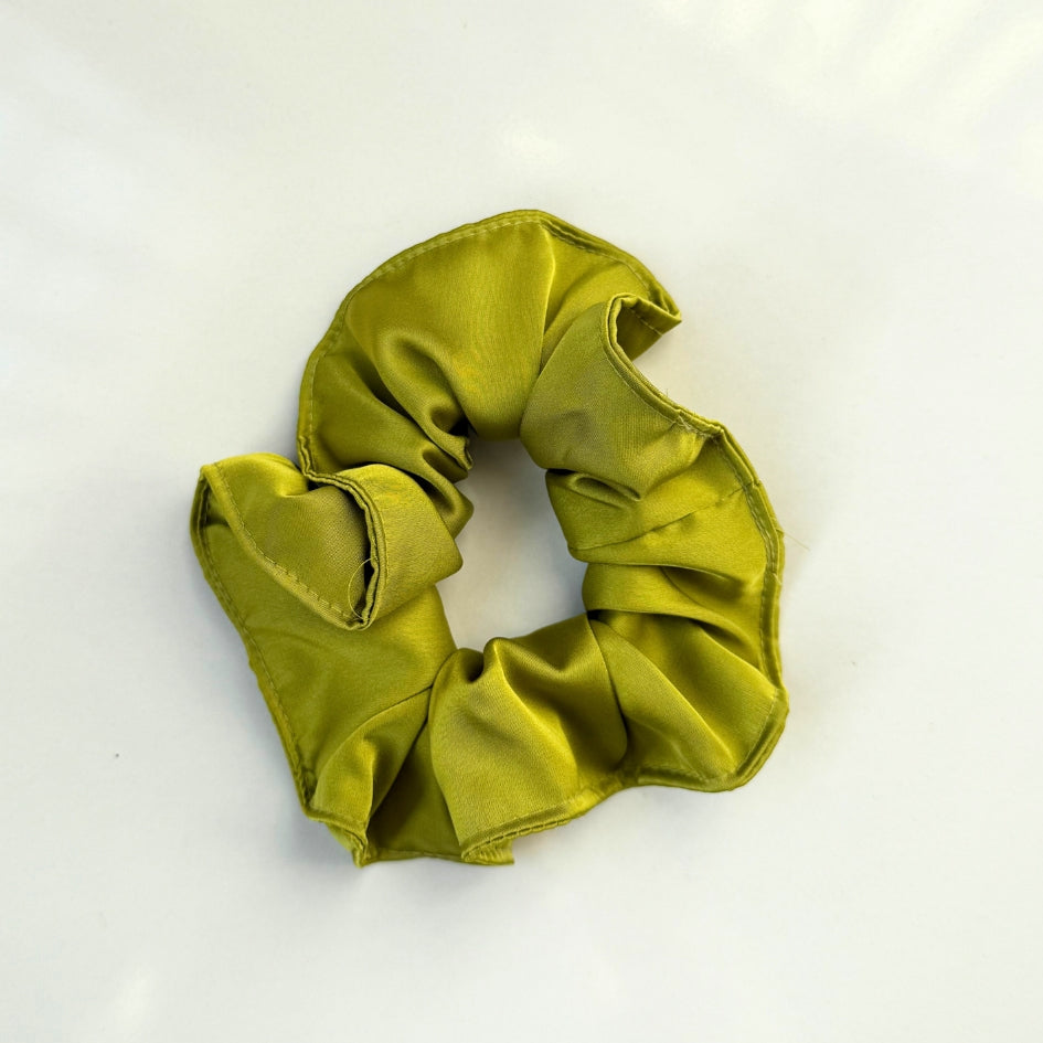 Chouchous en Satin Vert Kiwi Anti-Frisottis - Élégance Luxueuse en Duo