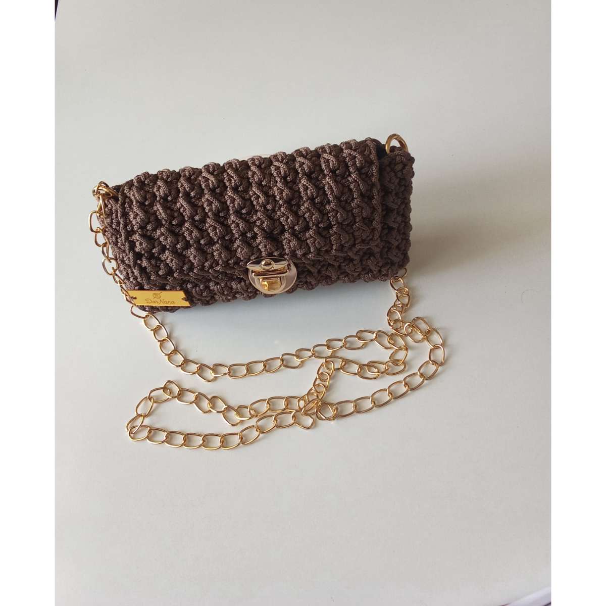 Pochette chic élégance irrésistible pour un style unique