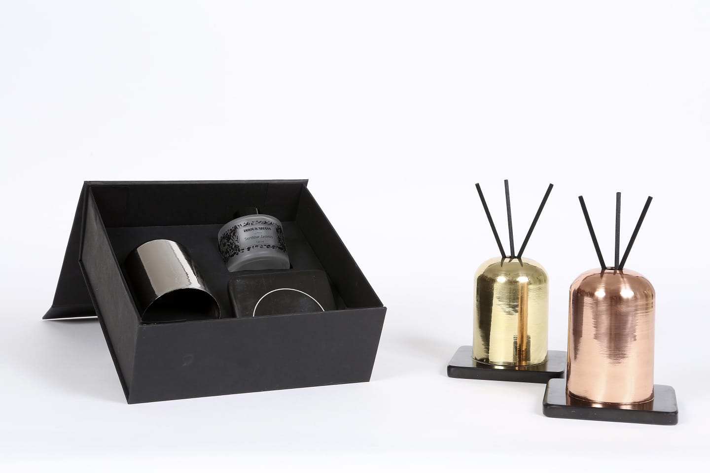 Diffuseur parfumé artisanal – Cuivre & marbre noir – Jasmin ou musc – 120 ml