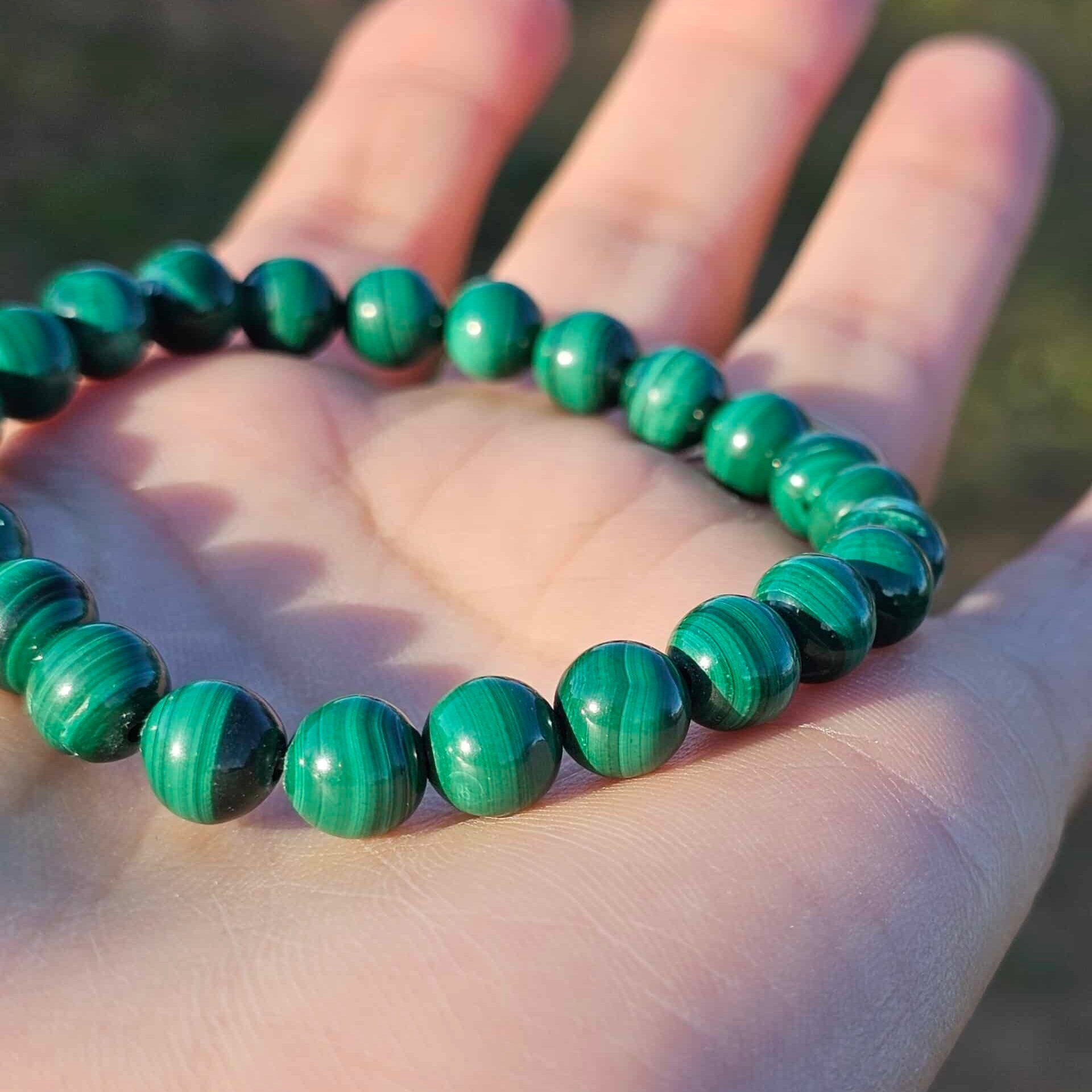 Bracelet élastique en Malachites naturelles - Boules de 6 mm - Ajustable (17 à 19 cm)